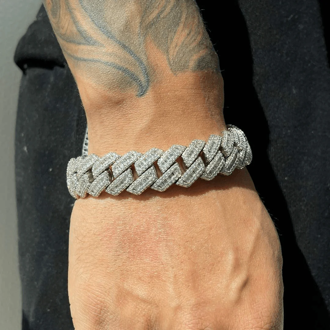 17mm Baguette Prong Link Bracelet - Image 2