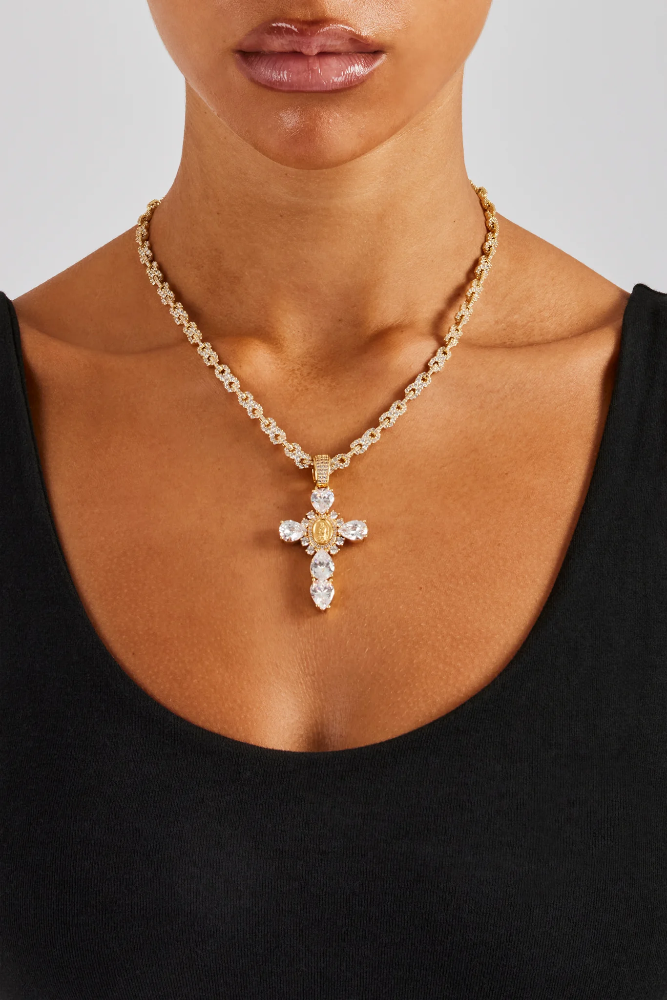 25mm Clear Cross Pendant - Gold - Image 2