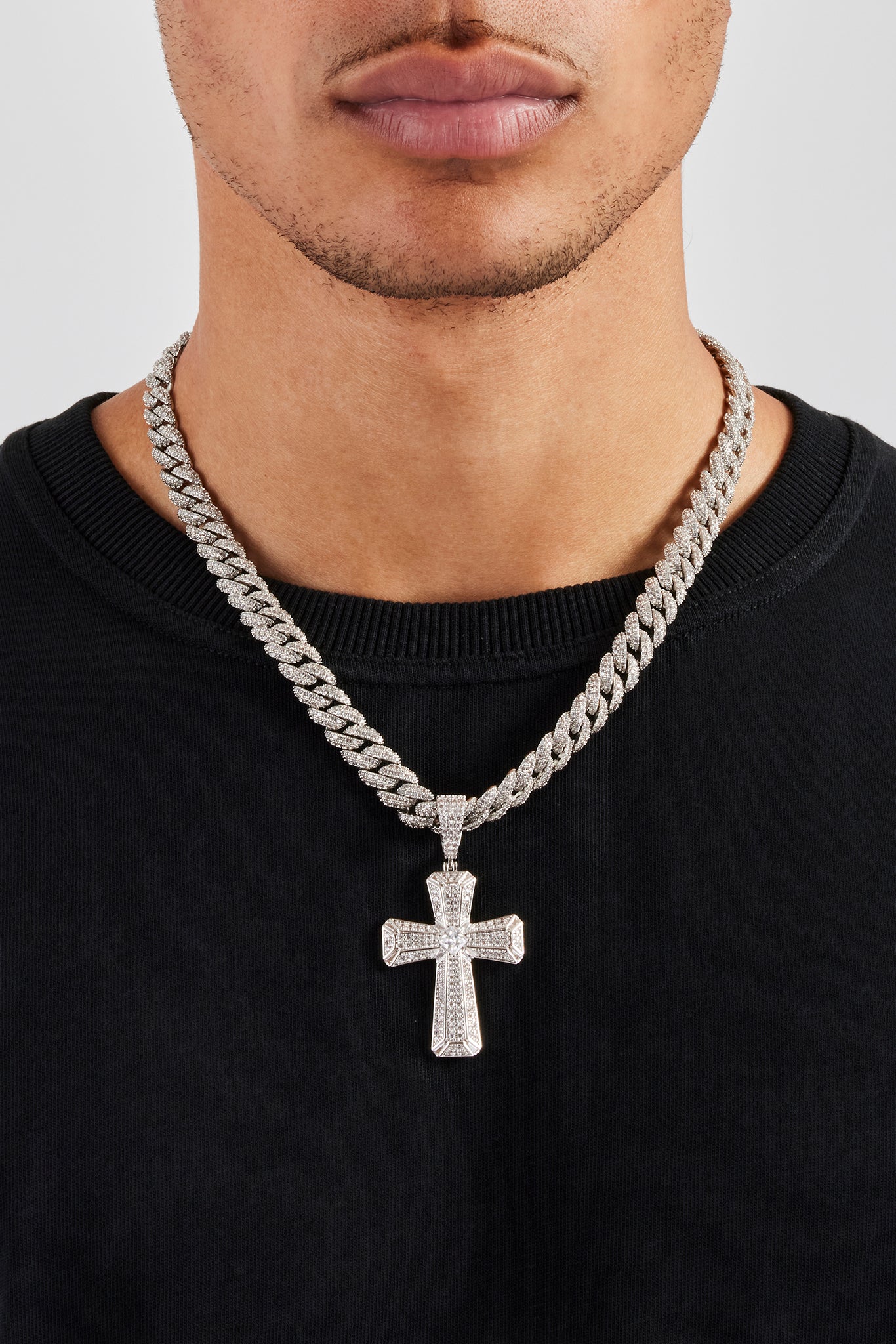 45mm Iced Cross Pendant - Image 2