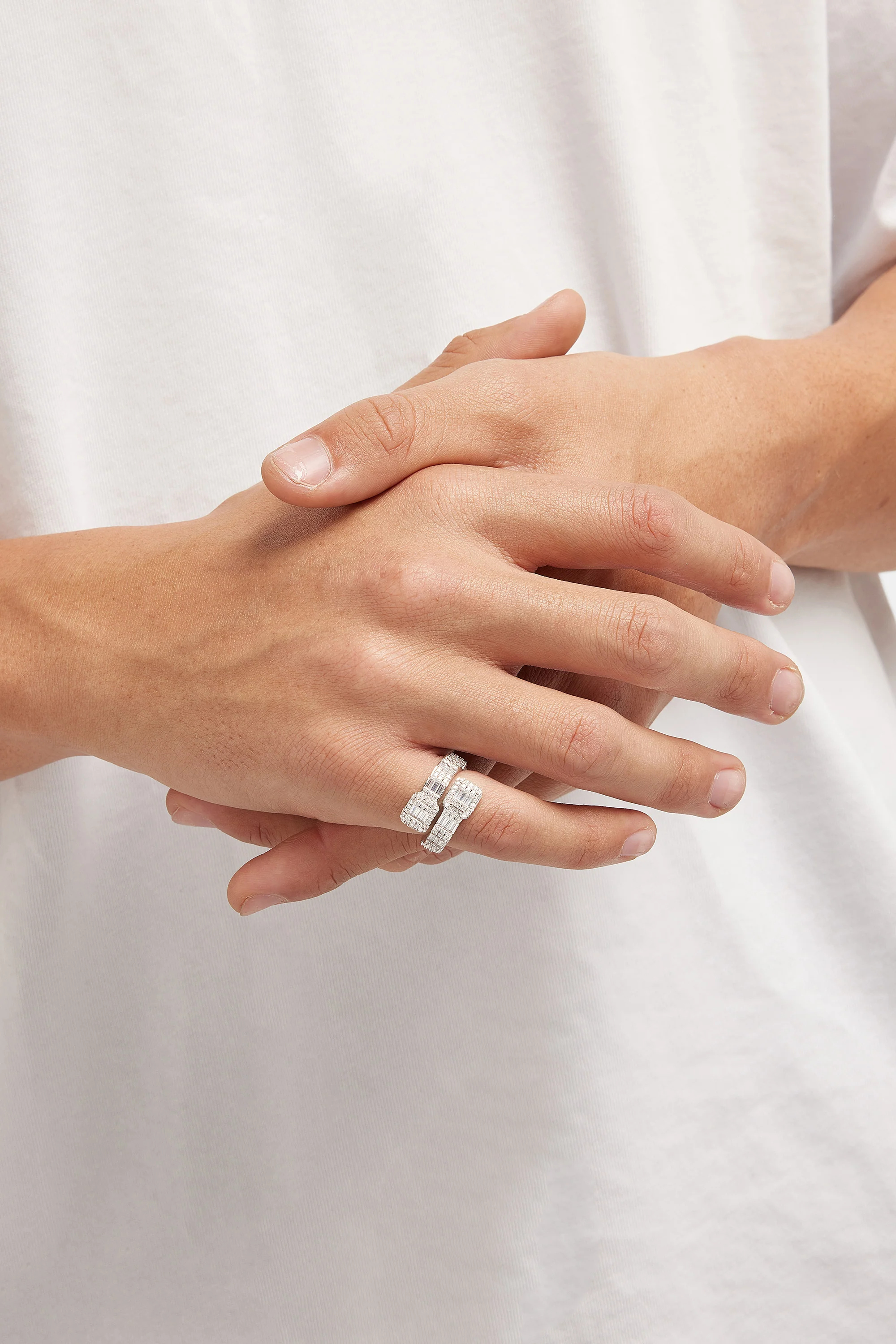 4mm Cluster Iced Ring - Image 3