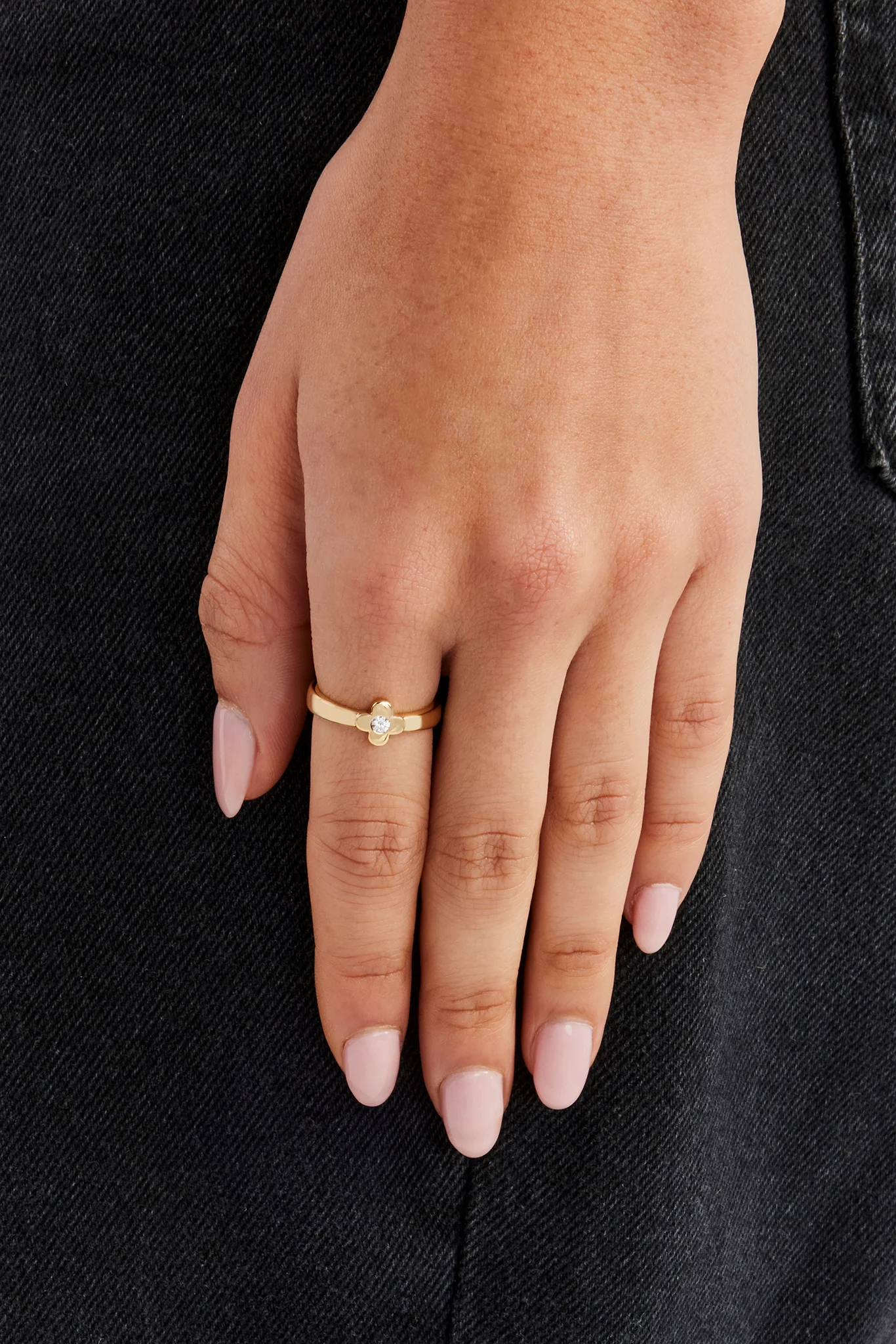 8mm Polished CZ Motif Ring - Image 2