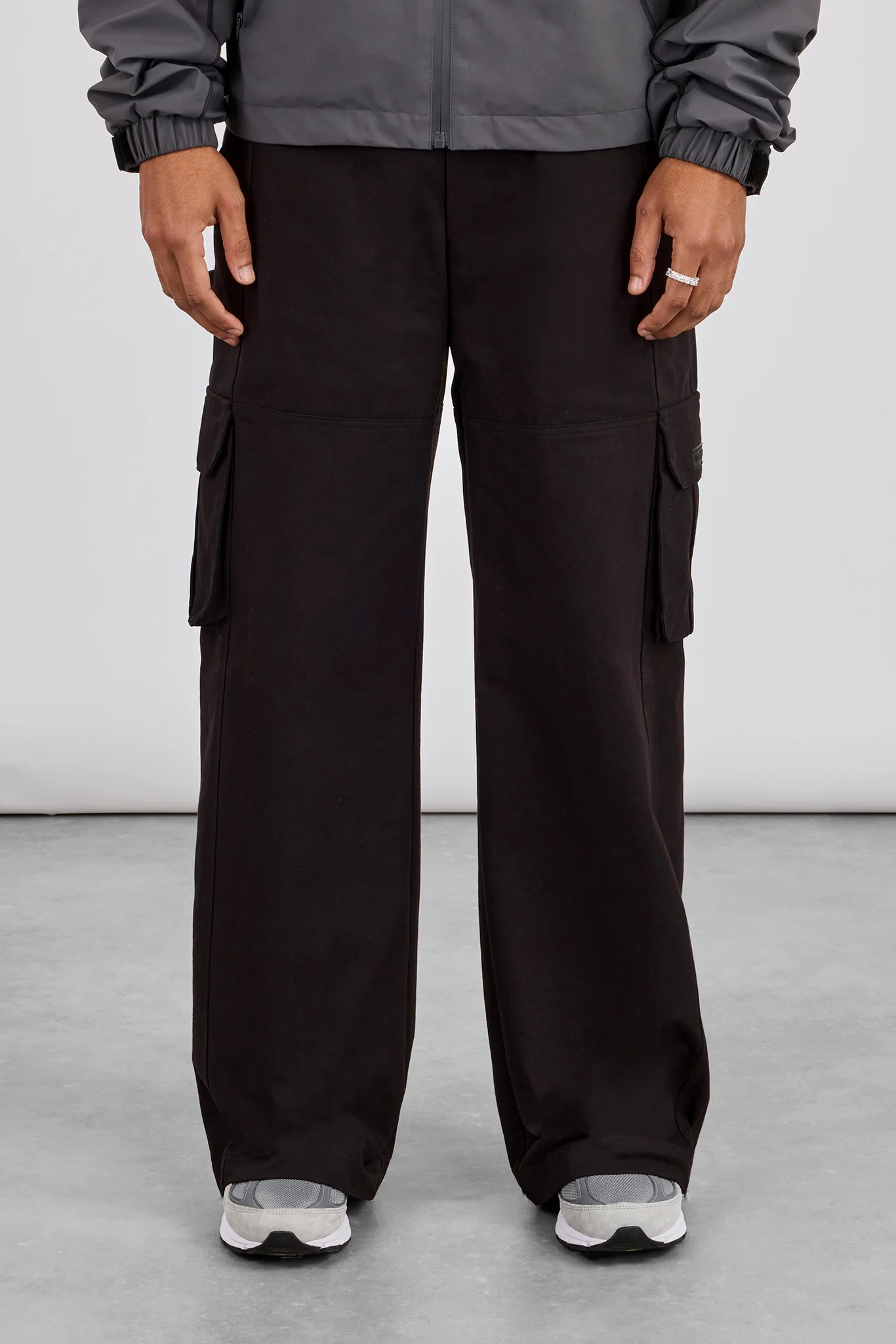 Baggy Cargo Pant - Black - Image 3