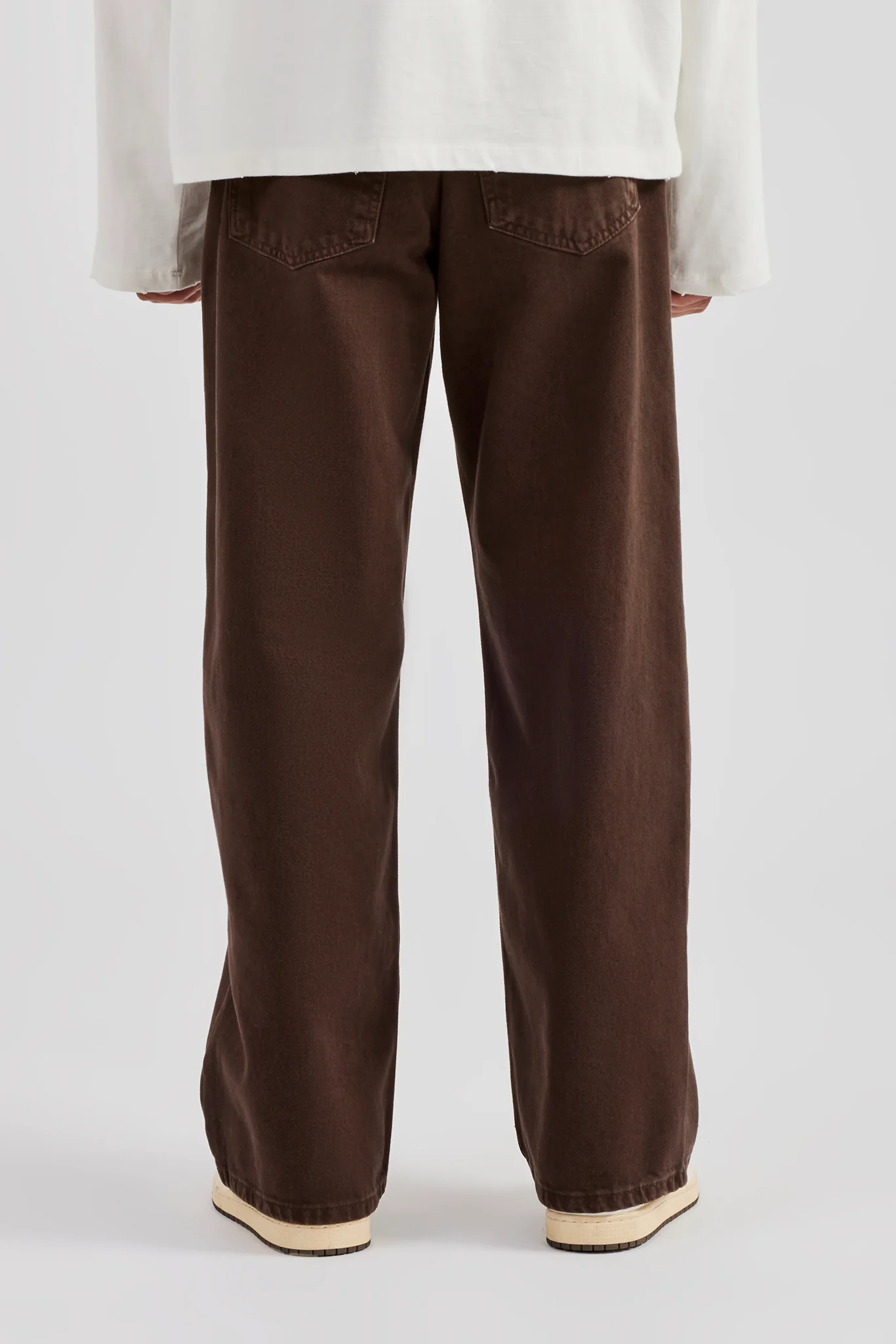 Baggy Fit Jean - Chocolate - Image 4