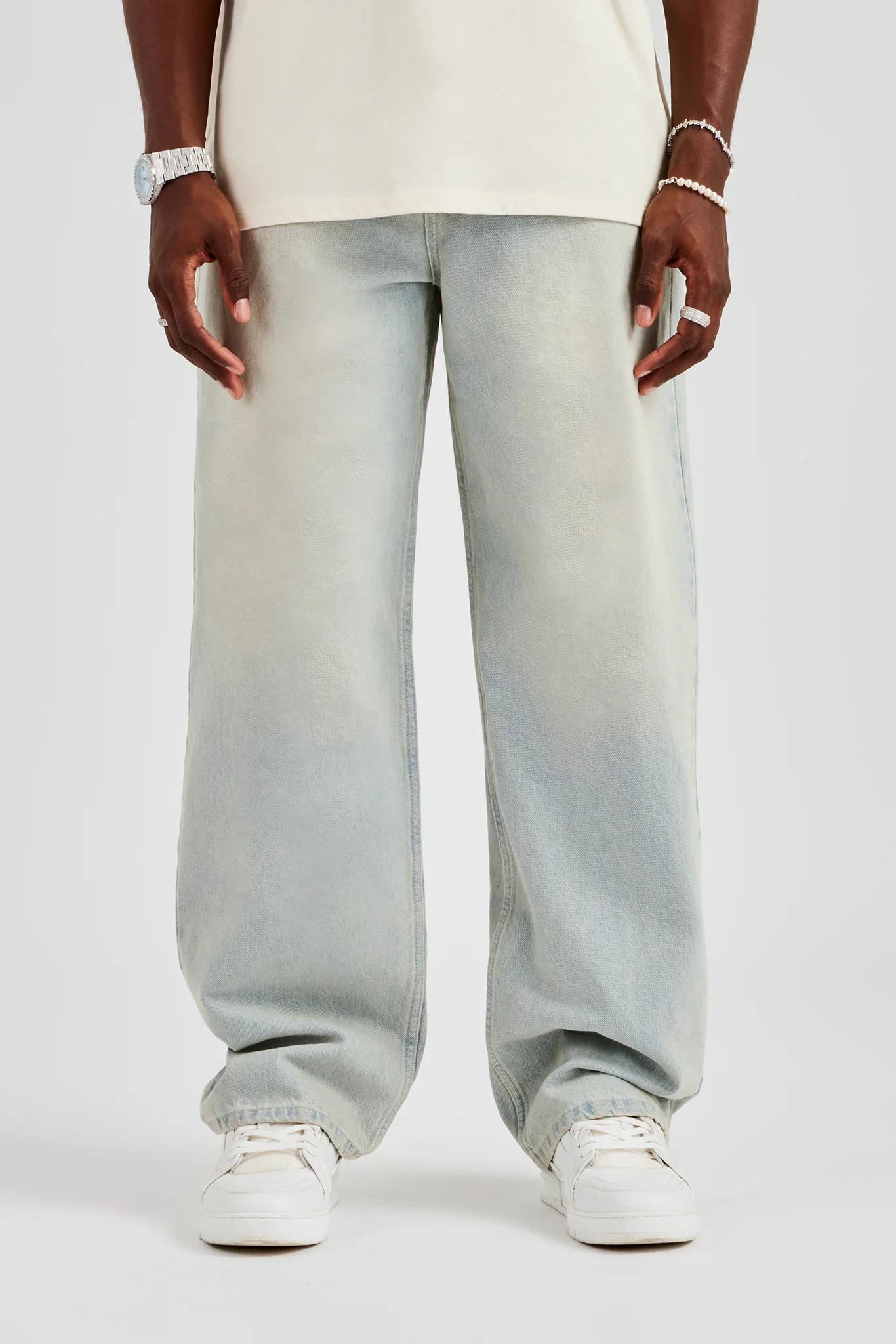 Baggy Fit Jeans - Bleach Wash - Image 2