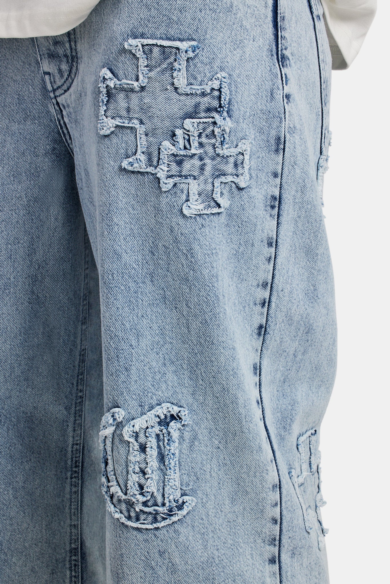 Baggy Raw Edge Applique Jeans - Light Blue - Image 3