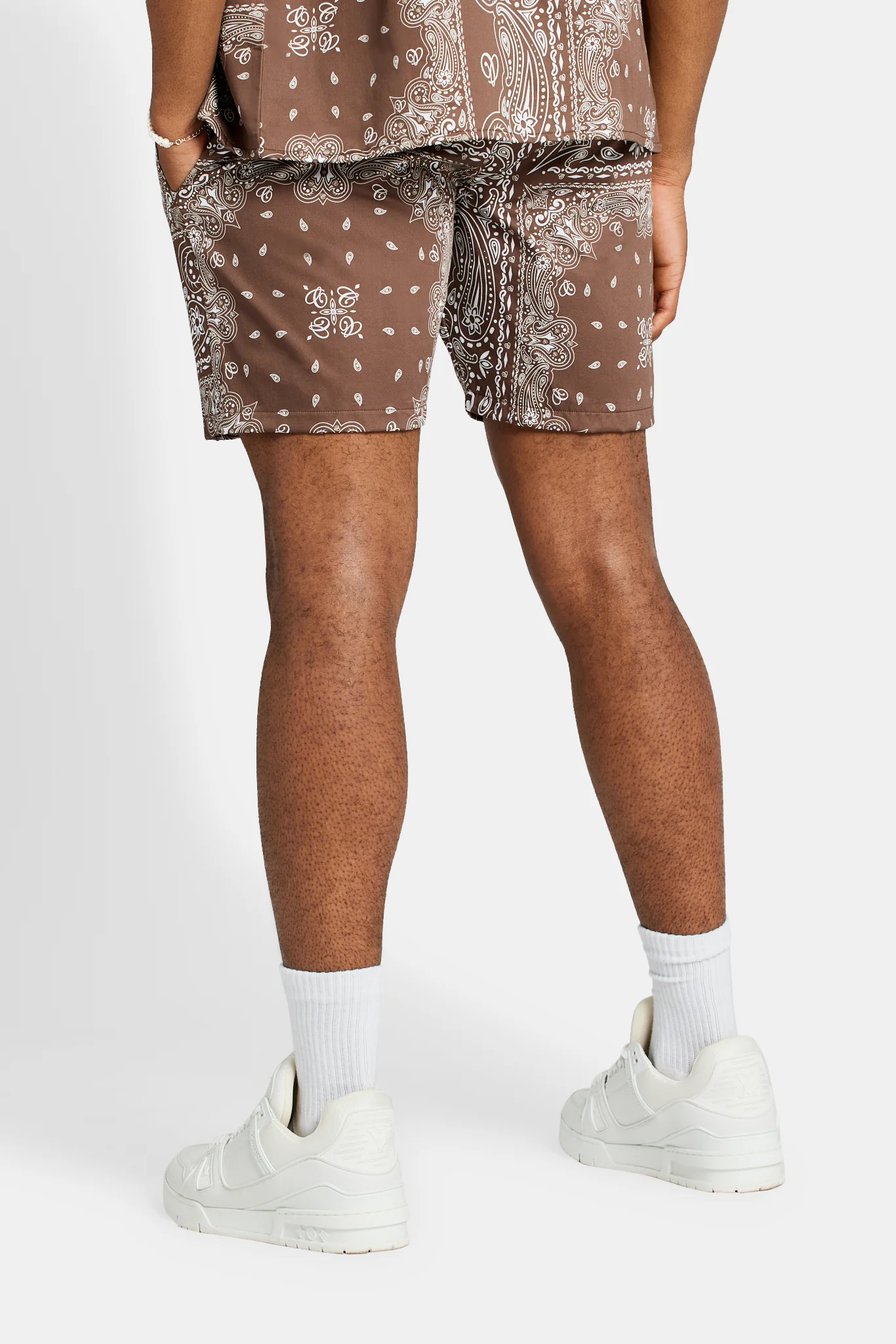 Bandana Printed Short - Chocolate - Image 3