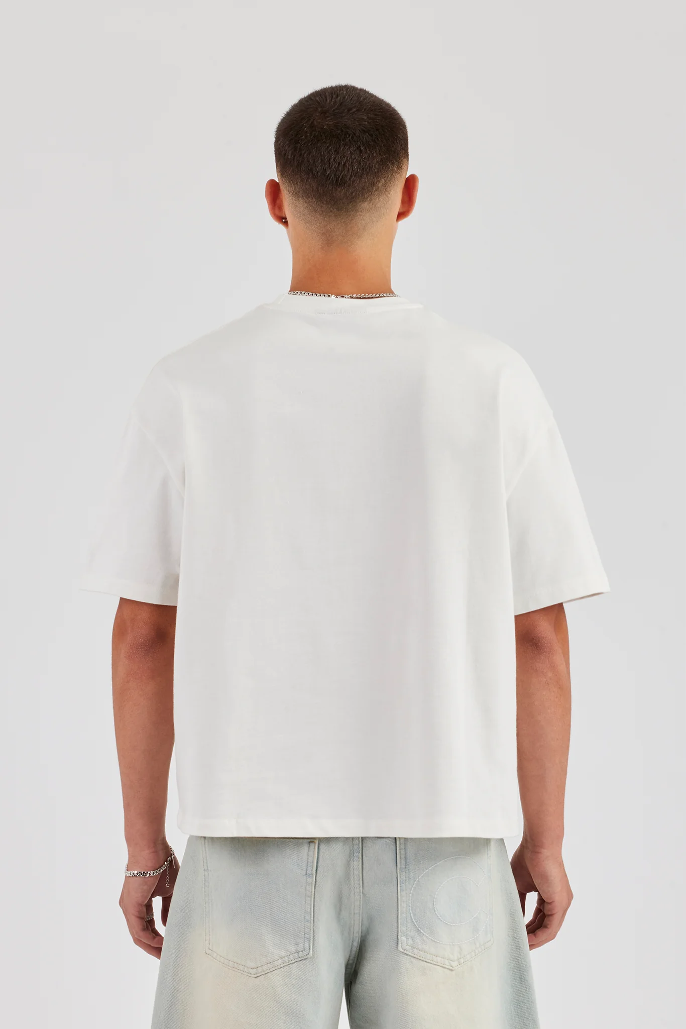Boxy Applique Logo T-Shirt - White - Image 4