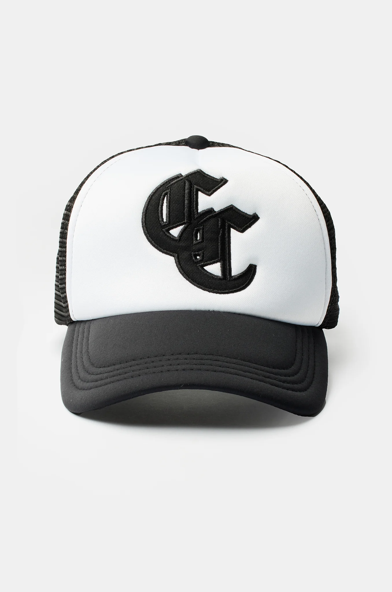 C Badge Contrast Trucker Hat - Black - Image 3