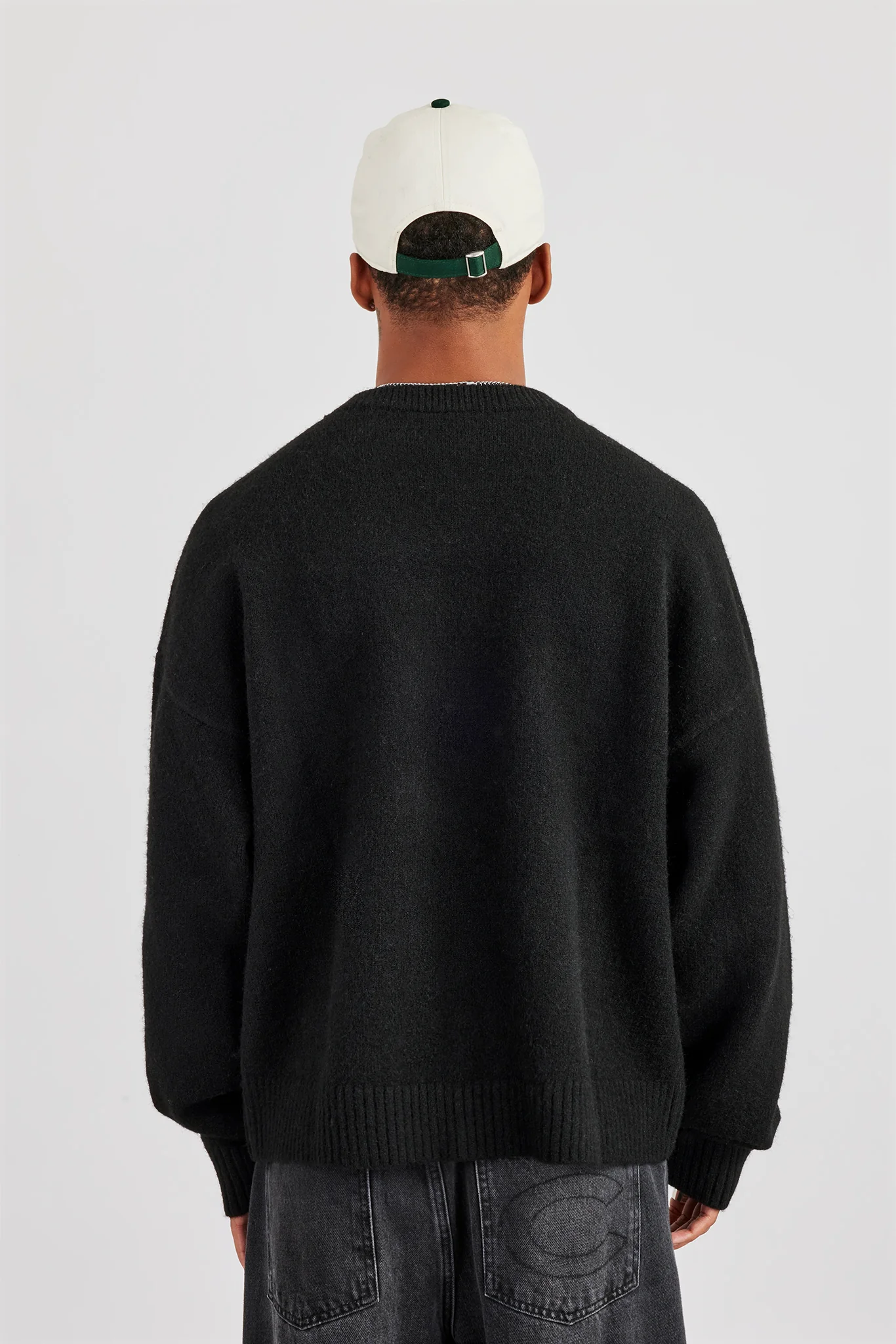 C Intarsia Knitted Sweatshirt - Black - Image 3