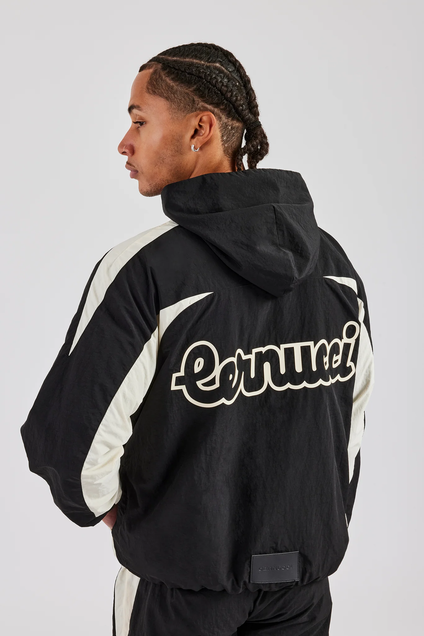 Cernucci Contrast Panel Nylon Tracksuit - Black - Image 4