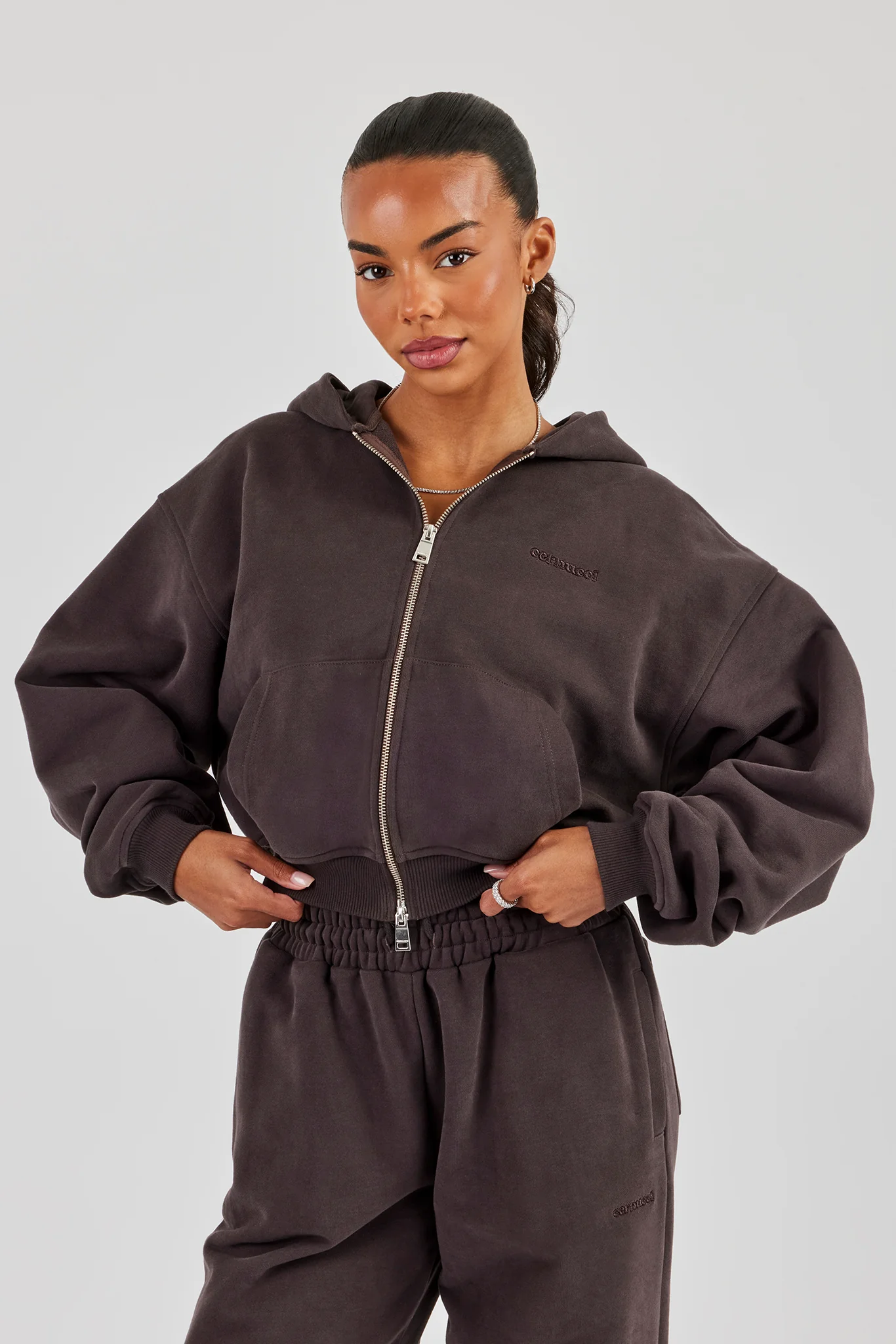 Cernucci Cropped Zip Through Hoodie - Coffee - Image 4