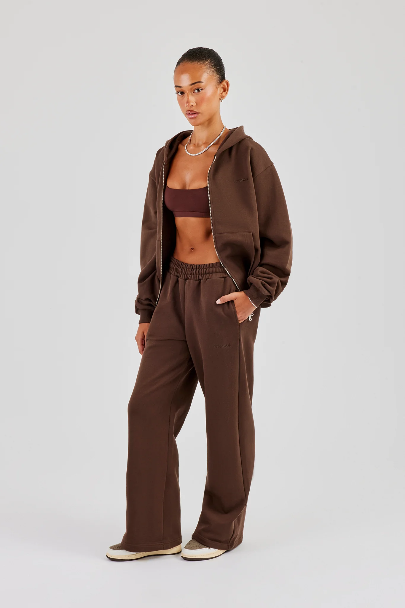Cernucci Wide Leg Jogger - Chocolate - Image 4