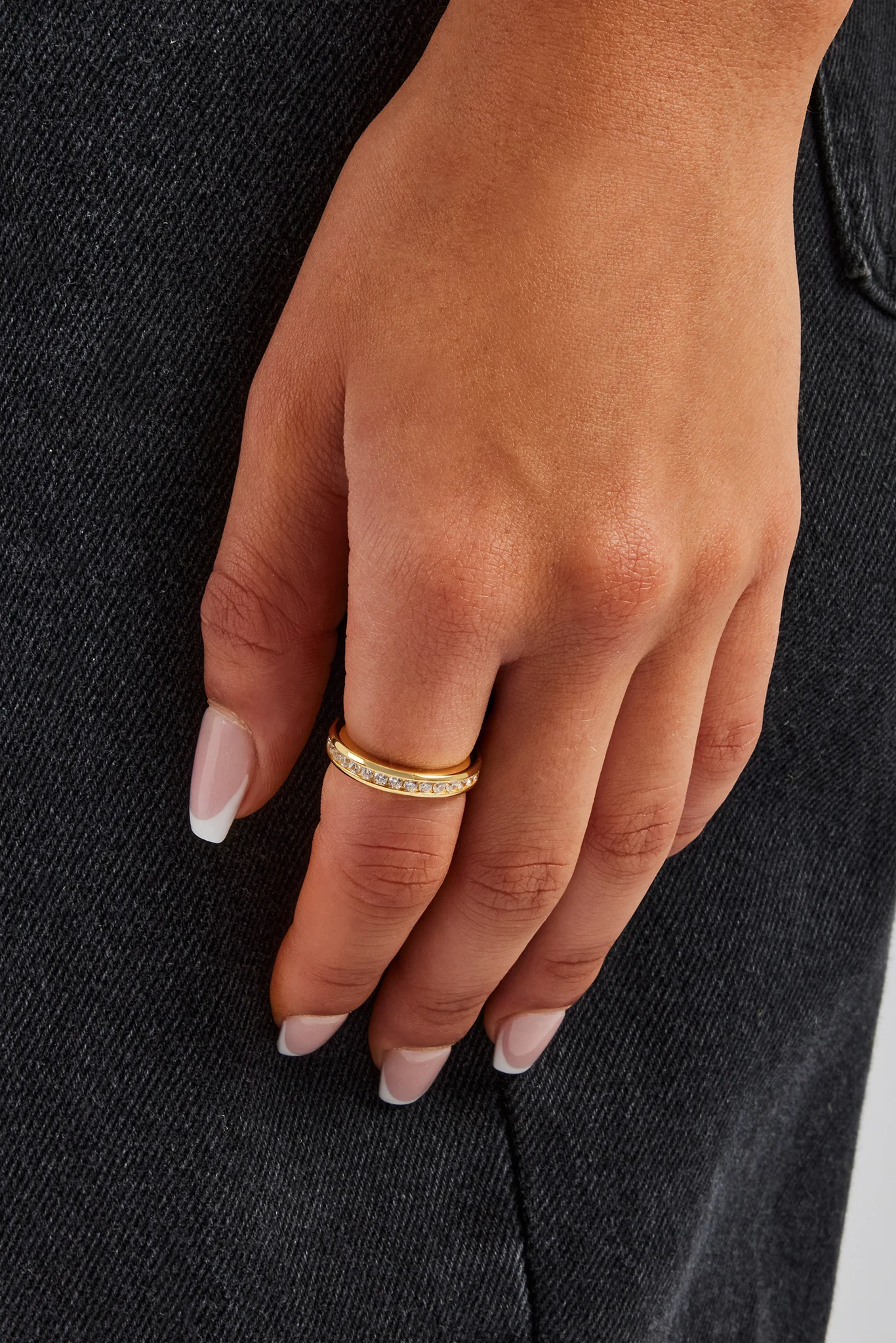 Clear Iced Centre Band Ring - Gold 4mm - Image 2