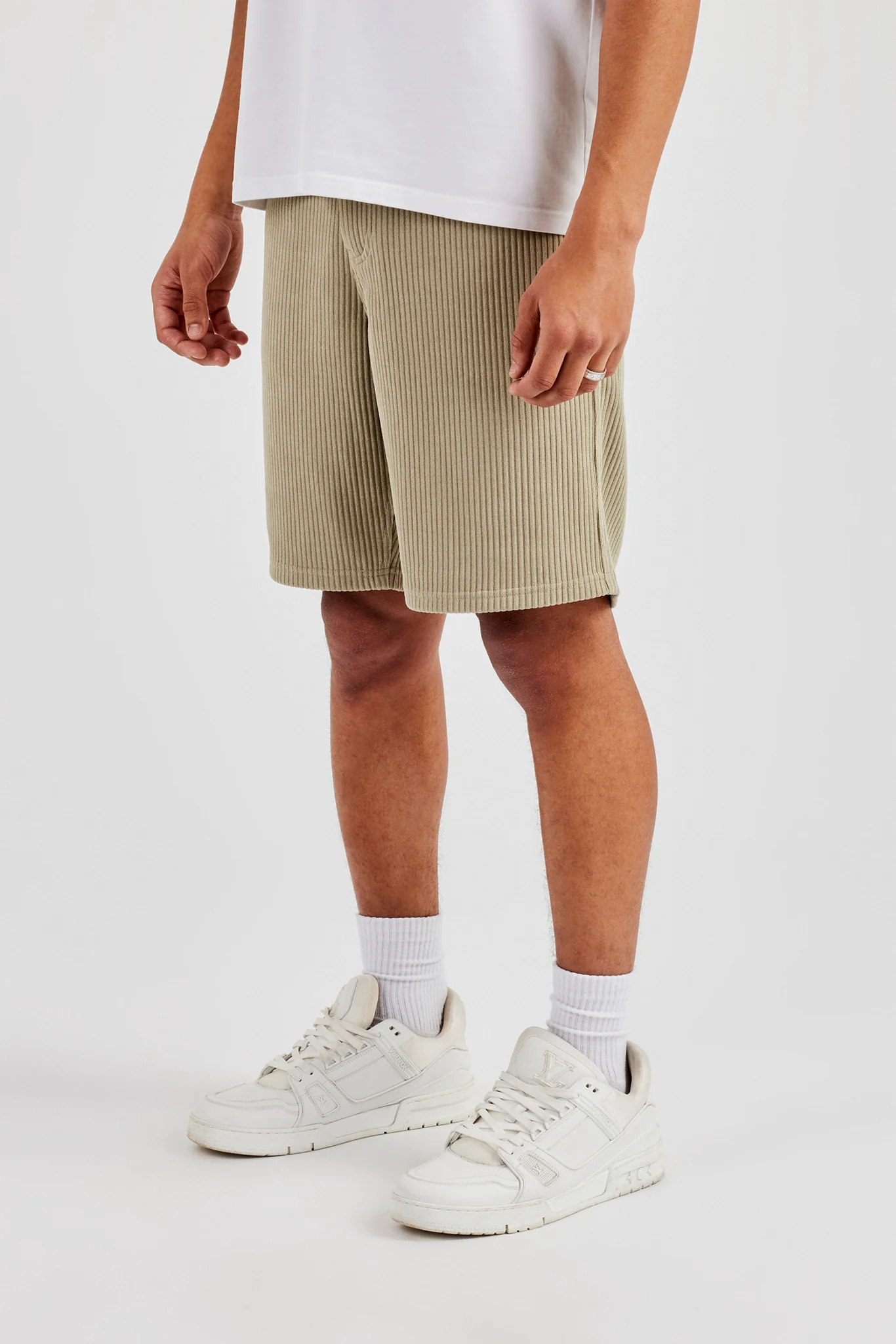 Cord Relaxed Short - Khaki