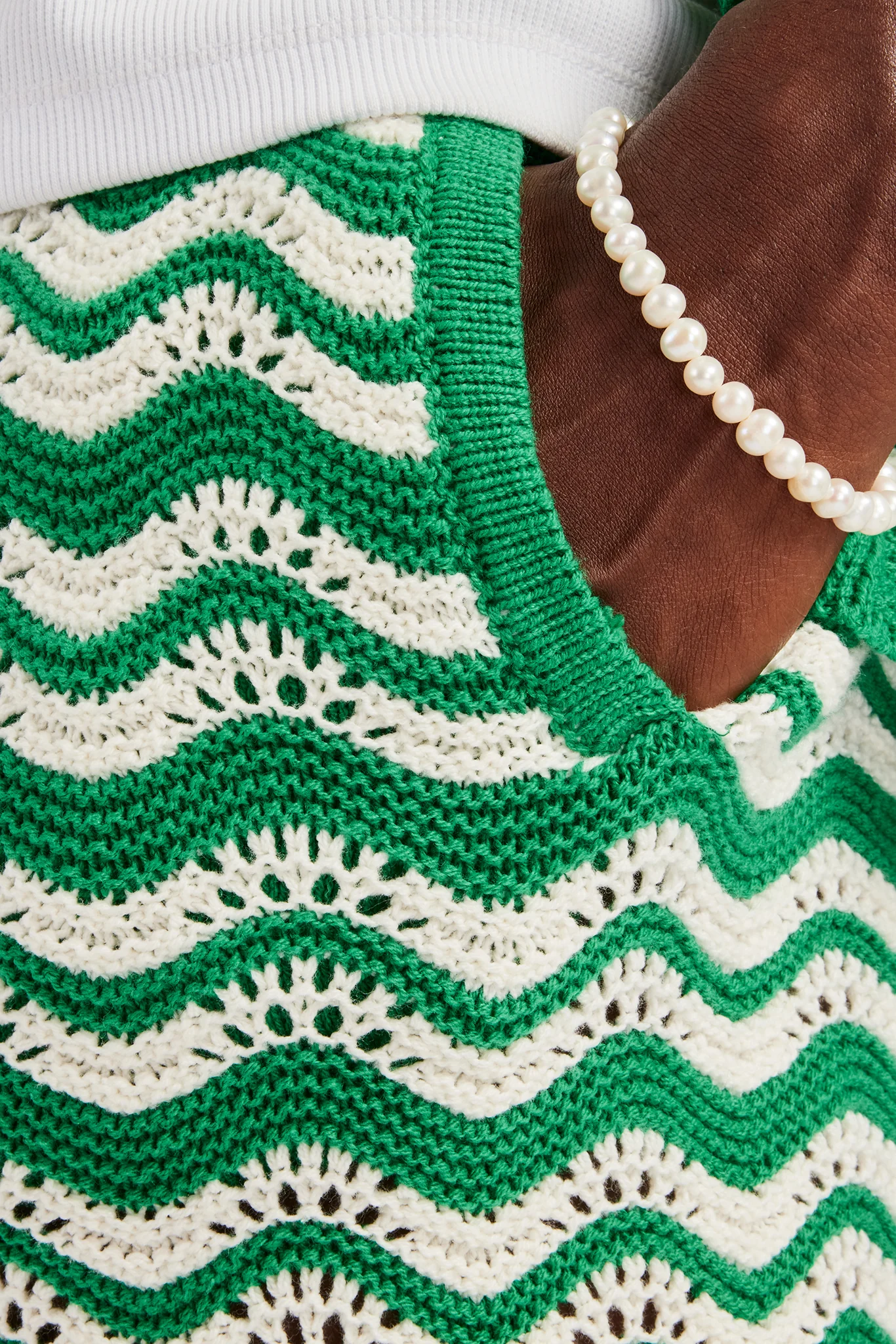 Crochet Knitted Embroidered Short - Green - Image 4