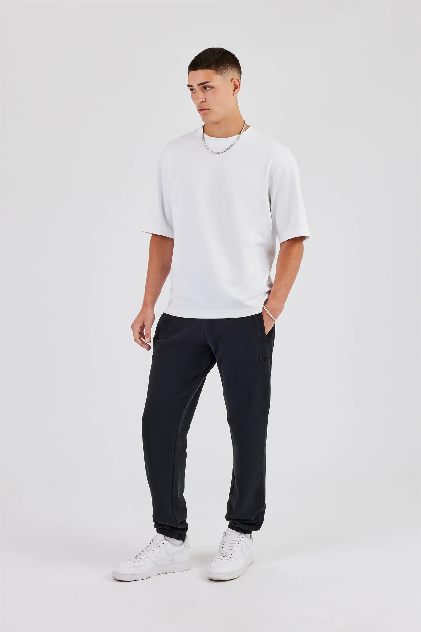 Cuffed Jogger - Black - Image 5
