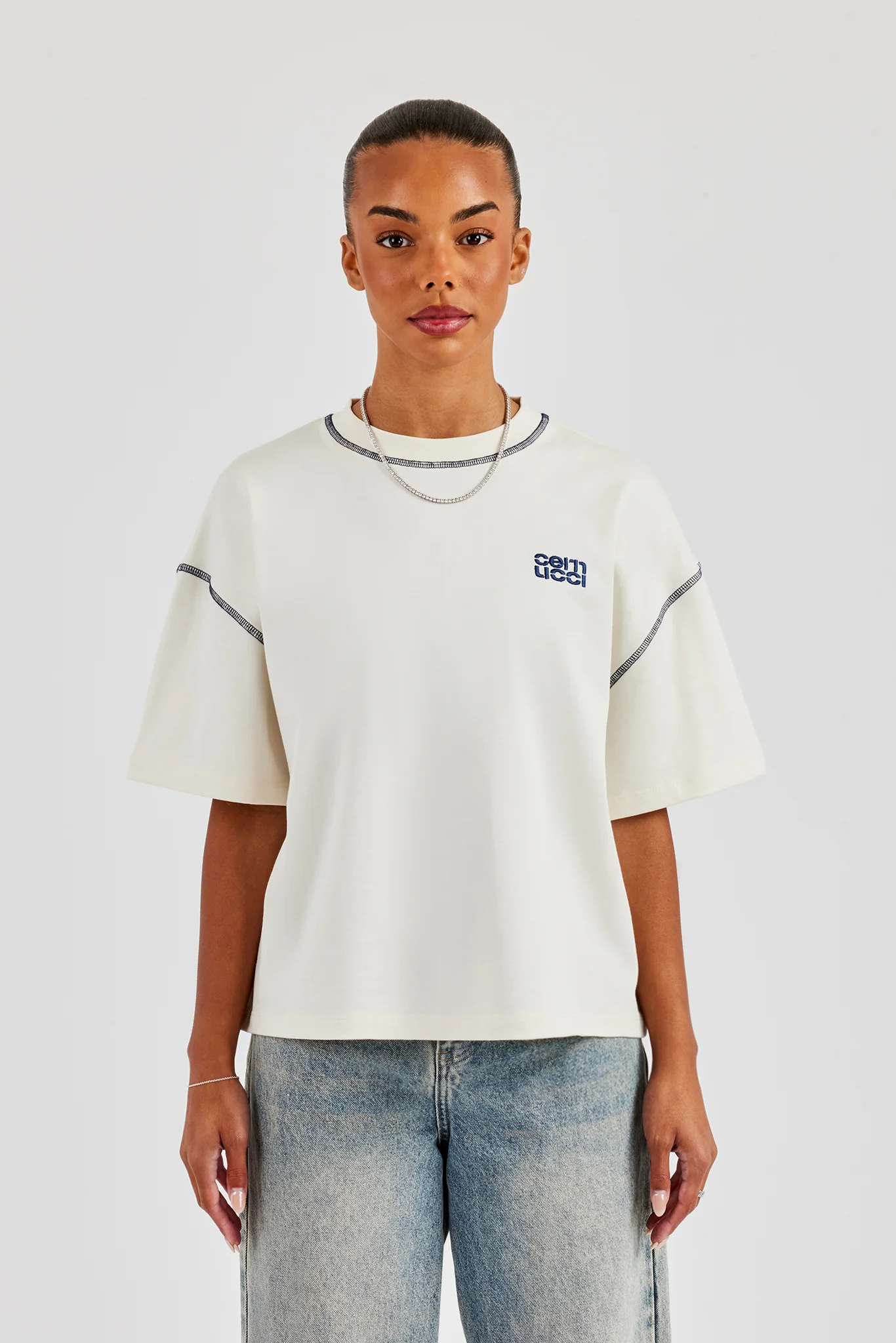 Diamond Cut Contrast Stitch T-Shirt - Off White - Image 2