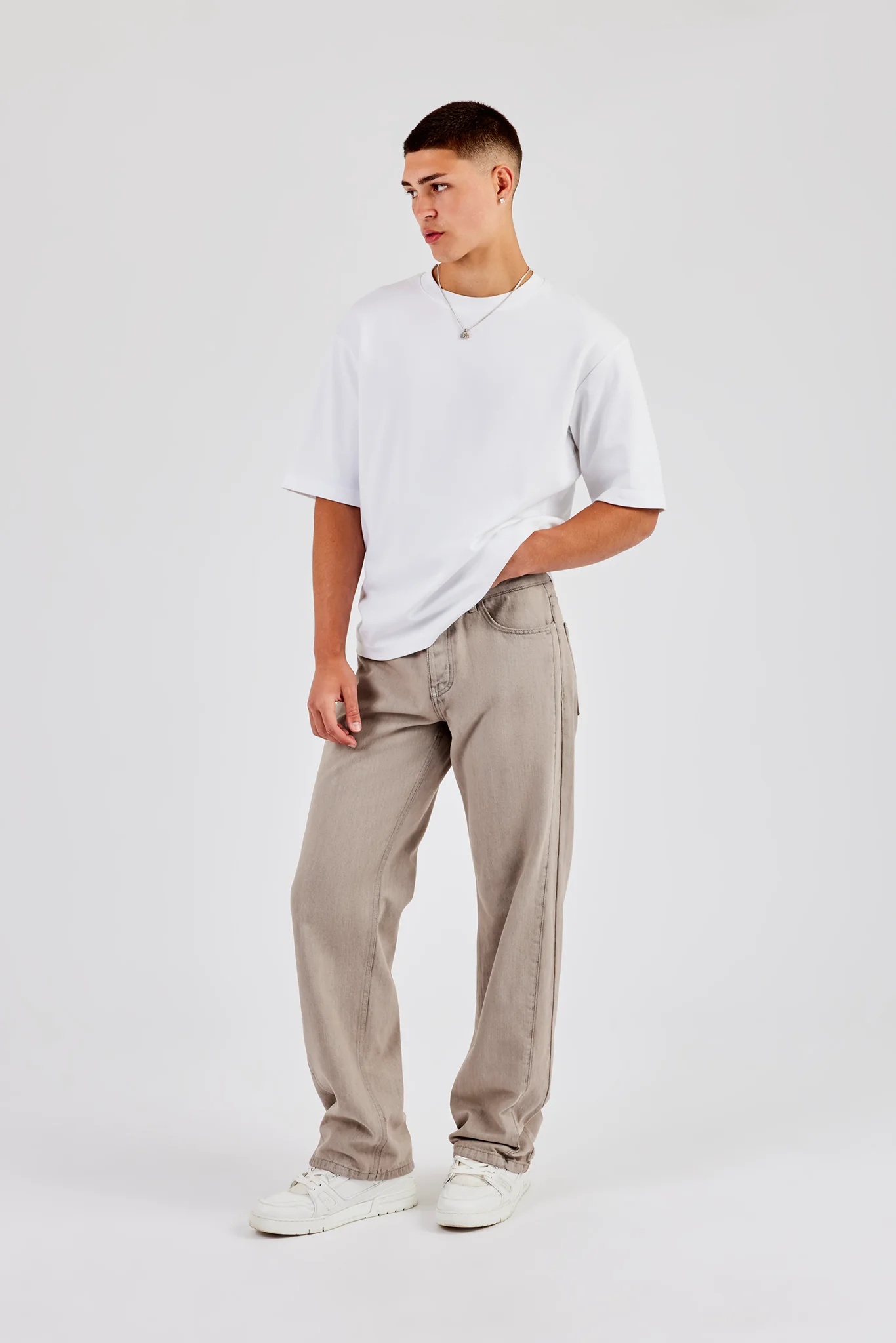 Embossed Relaxed Jean - Washed Stone - Image 5