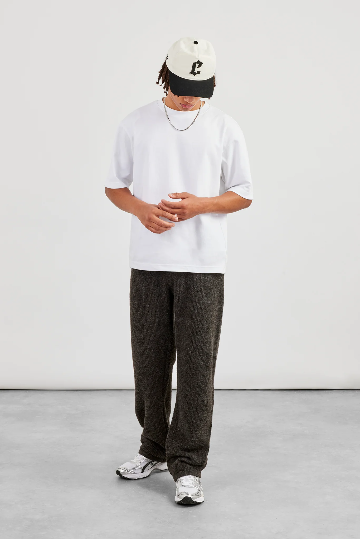 Embroidered Knitted Jogger - Chocolate - Image 2