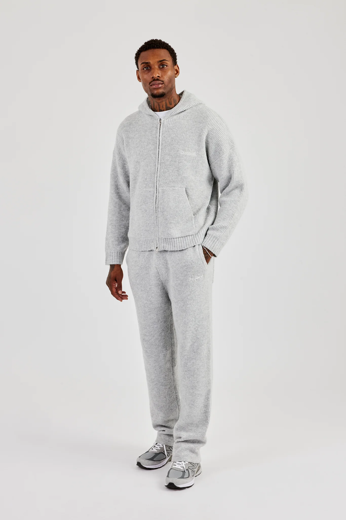 Embroidered Knitted Zip Hoodie & Jogger- Light Grey - Image 4