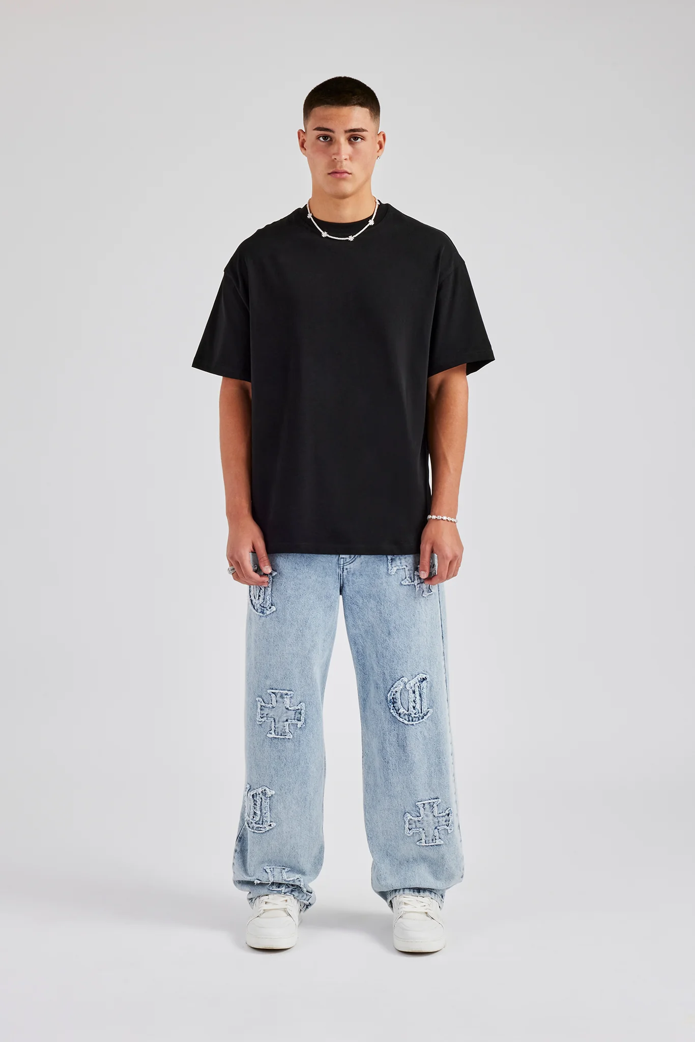 Est 17 Back Graphic Oversized T-Shirt - Black - Image 4