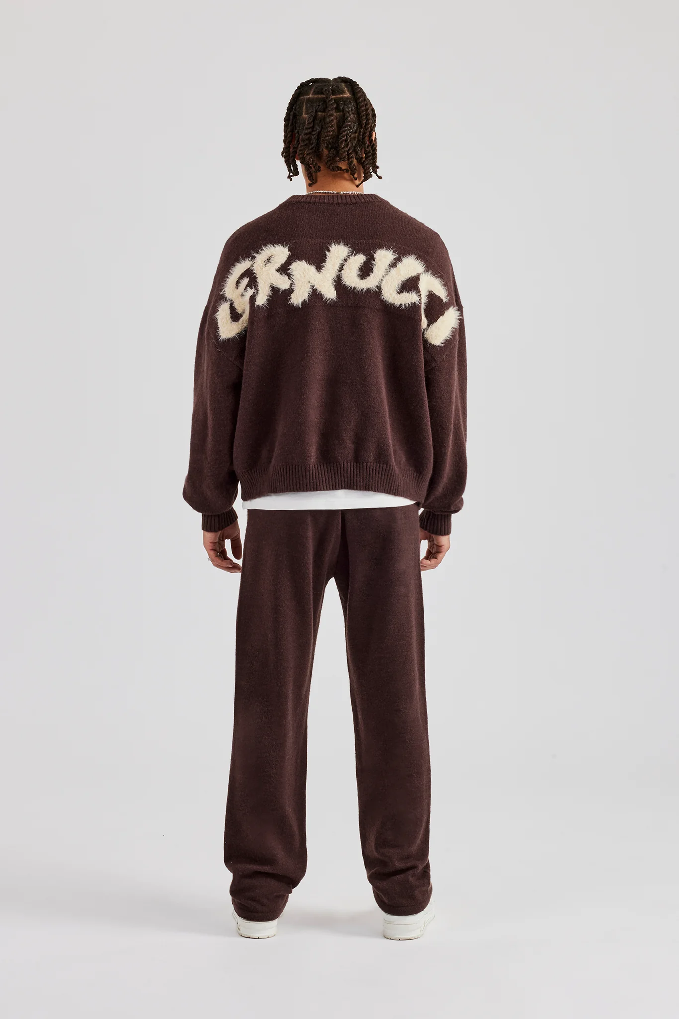 Fluffy Intarsia C Jogger - Chocolate - Image 4