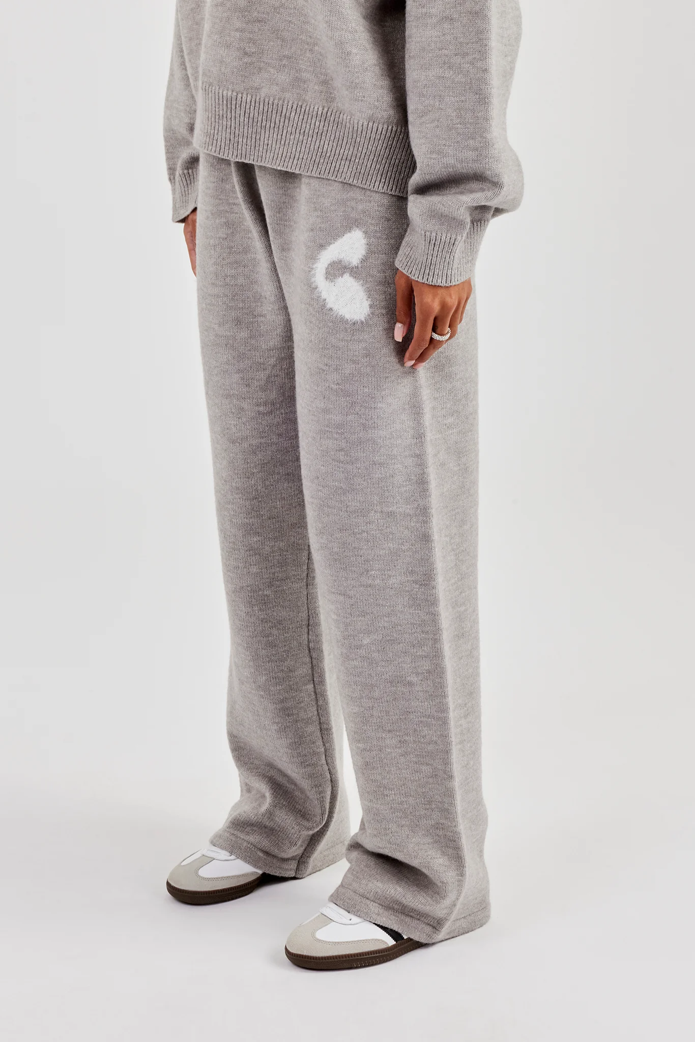 Fluffy Intarsia Wide Leg Jogger - Grey