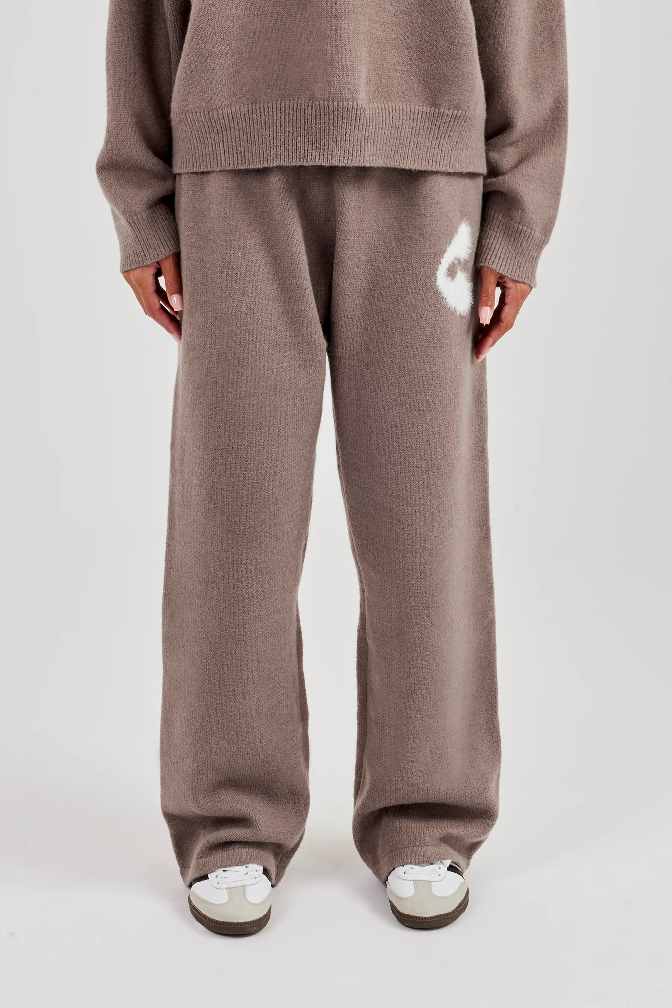 Fluffy Intarsia Wide Leg Jogger - Taupe - Image 2