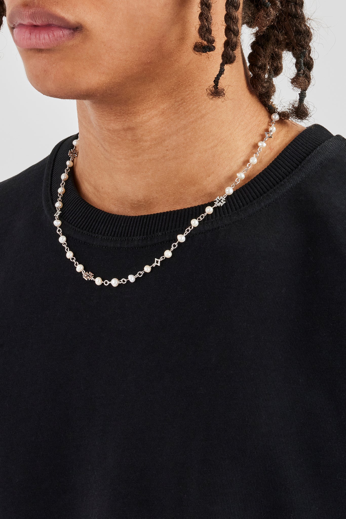 Freshwater Pearl Motif Outline Necklace - 4mm - Image 3