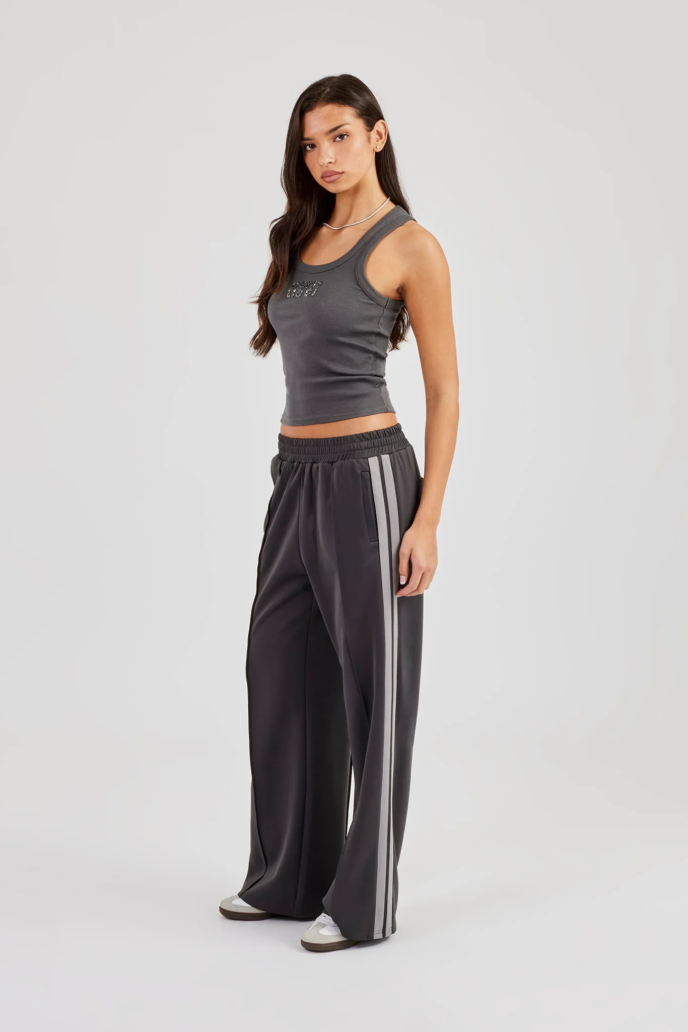 Glitter Applique Rib Scoop Neck Vest - Charcoal - Image 5