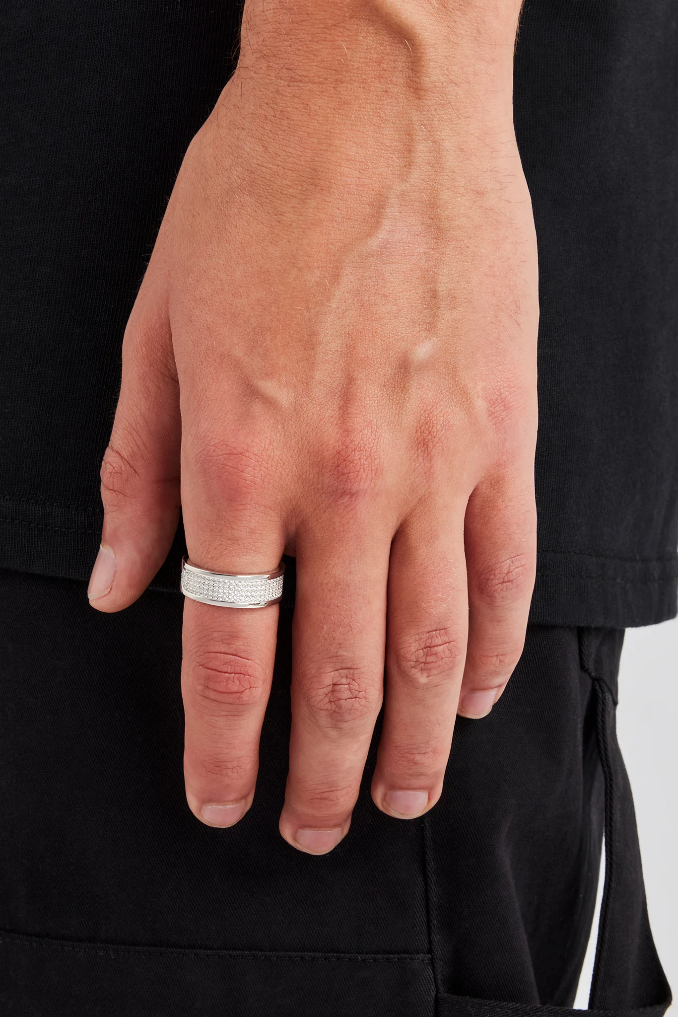 Iced Centre Band Ring - 8mm - Image 2