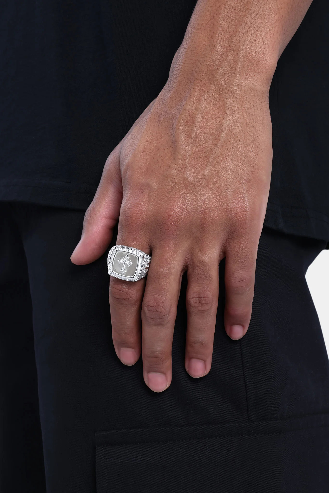 Iced Cross Signet Ring - White 20mm - Image 2