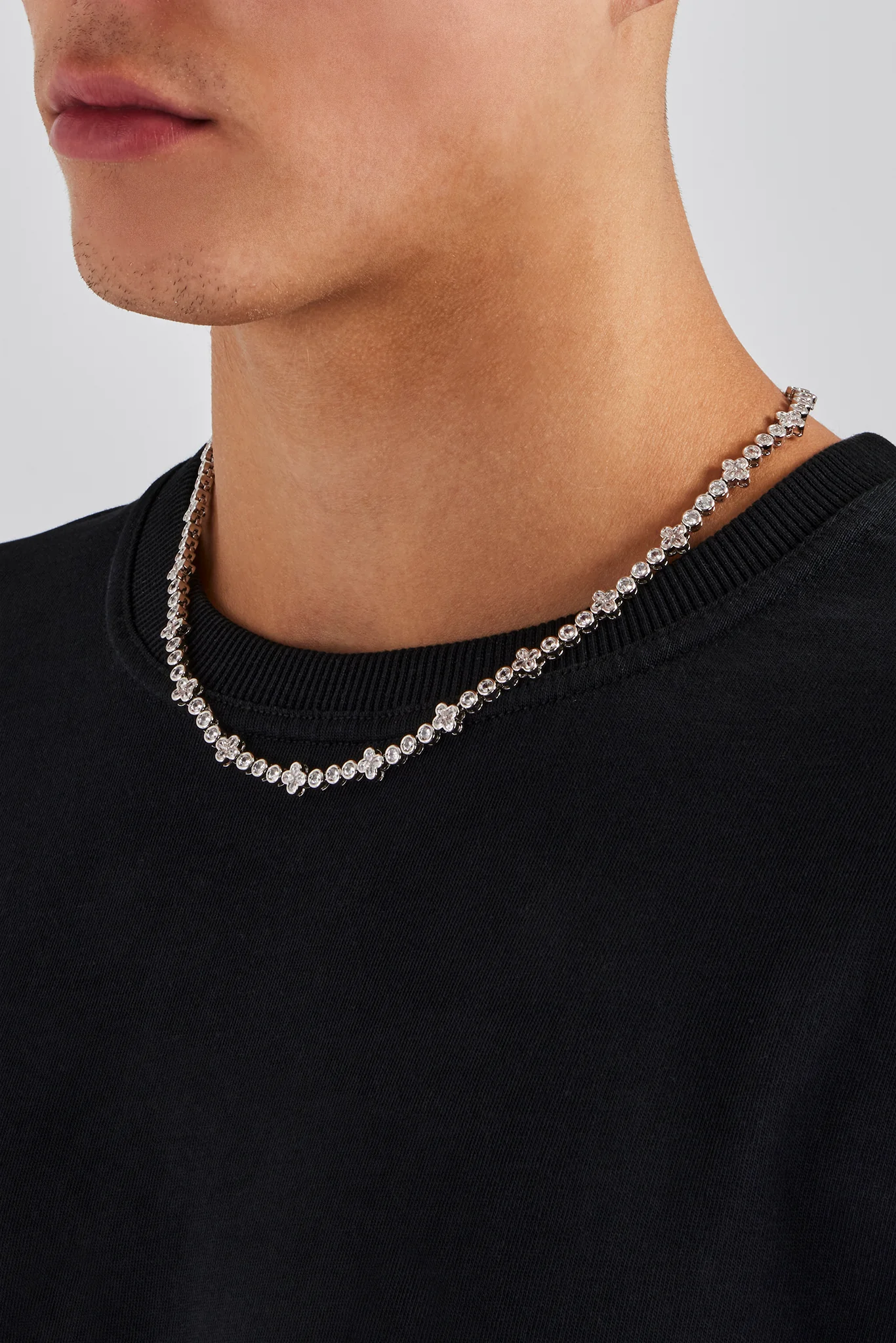 Iced Floral Motif Chain - 8mm - Image 3