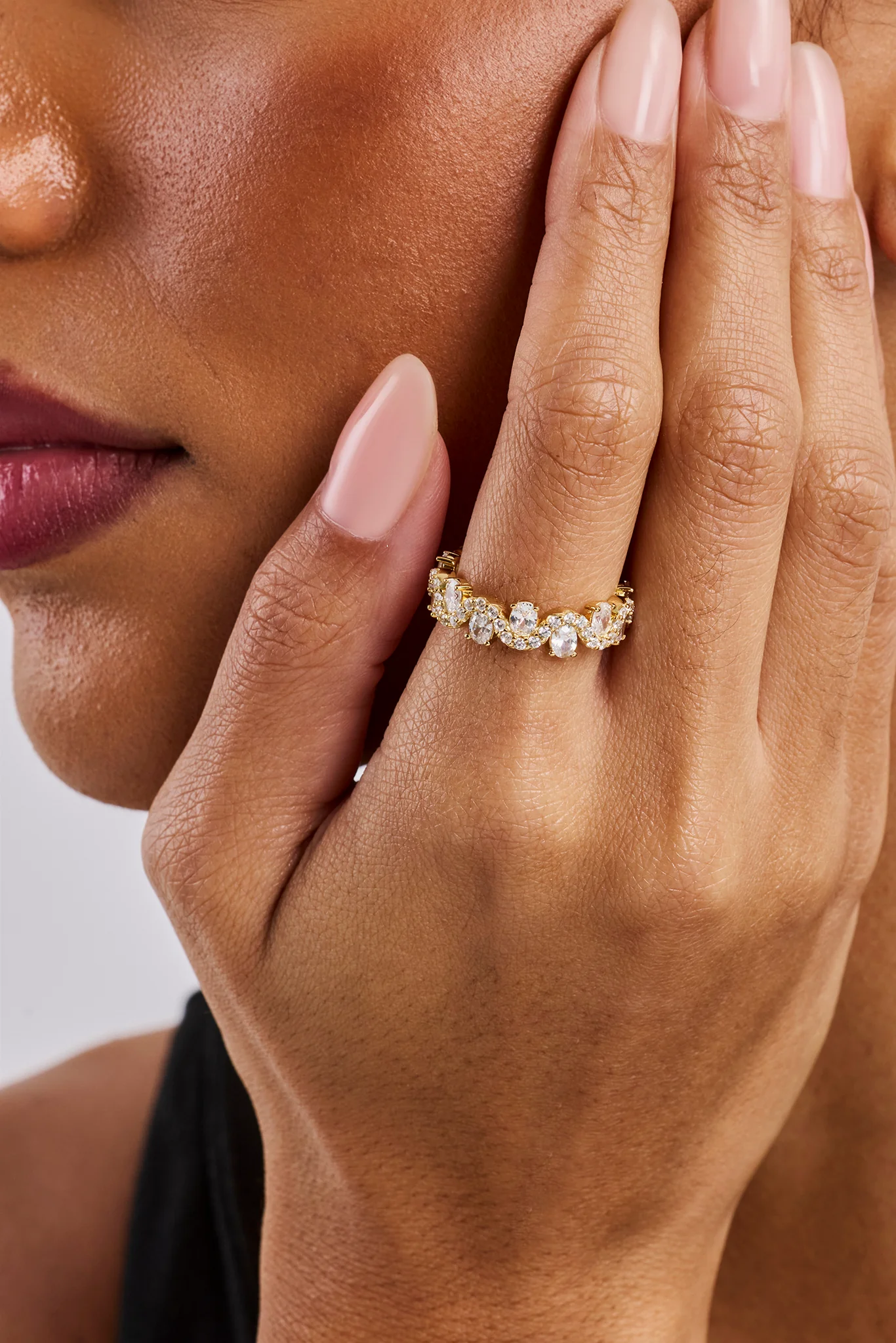 Iced Ripple & Stone Band Ring - Gold - Image 2