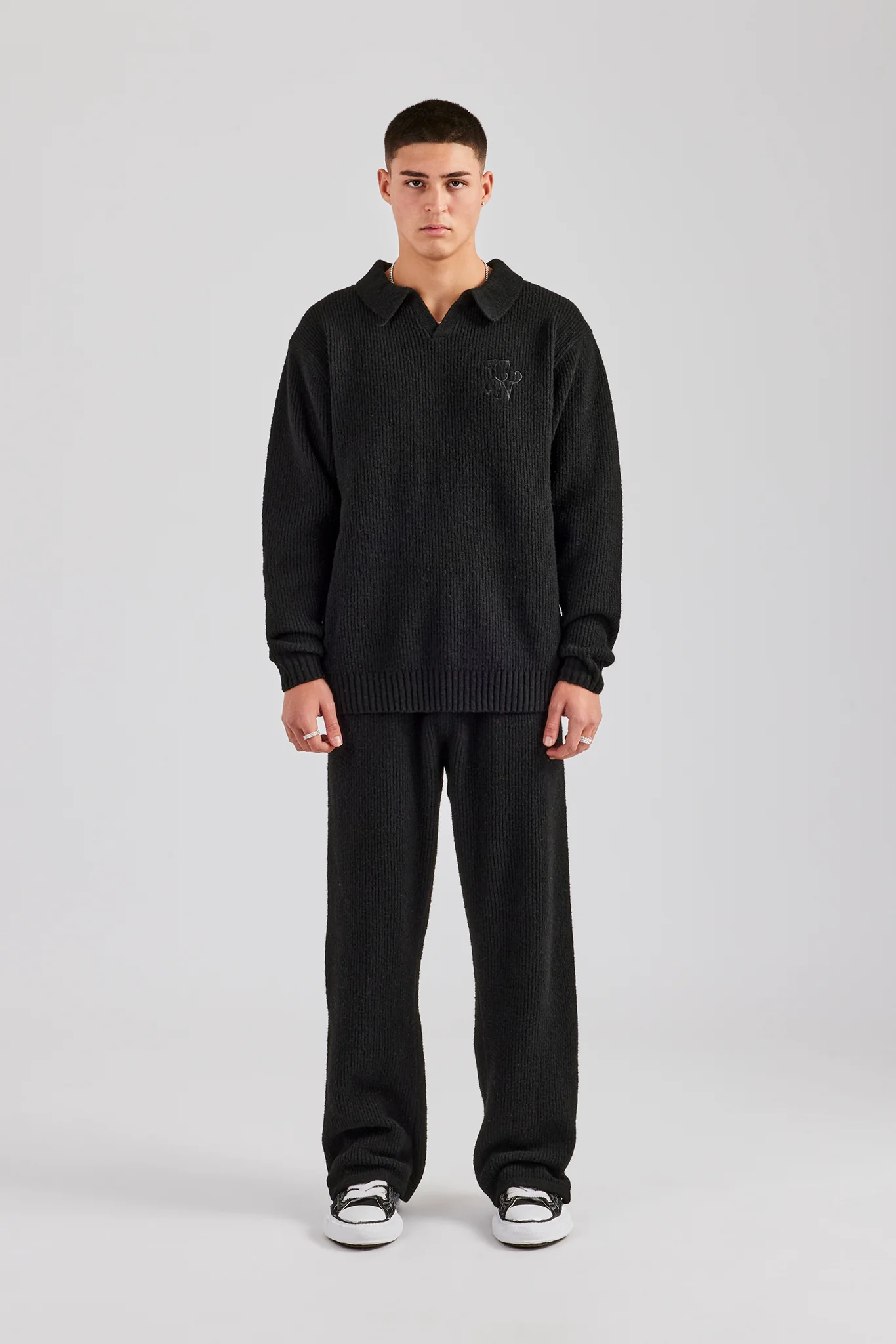 Knit Collared Sweat & Split Hem Jogger - Black - Image 3