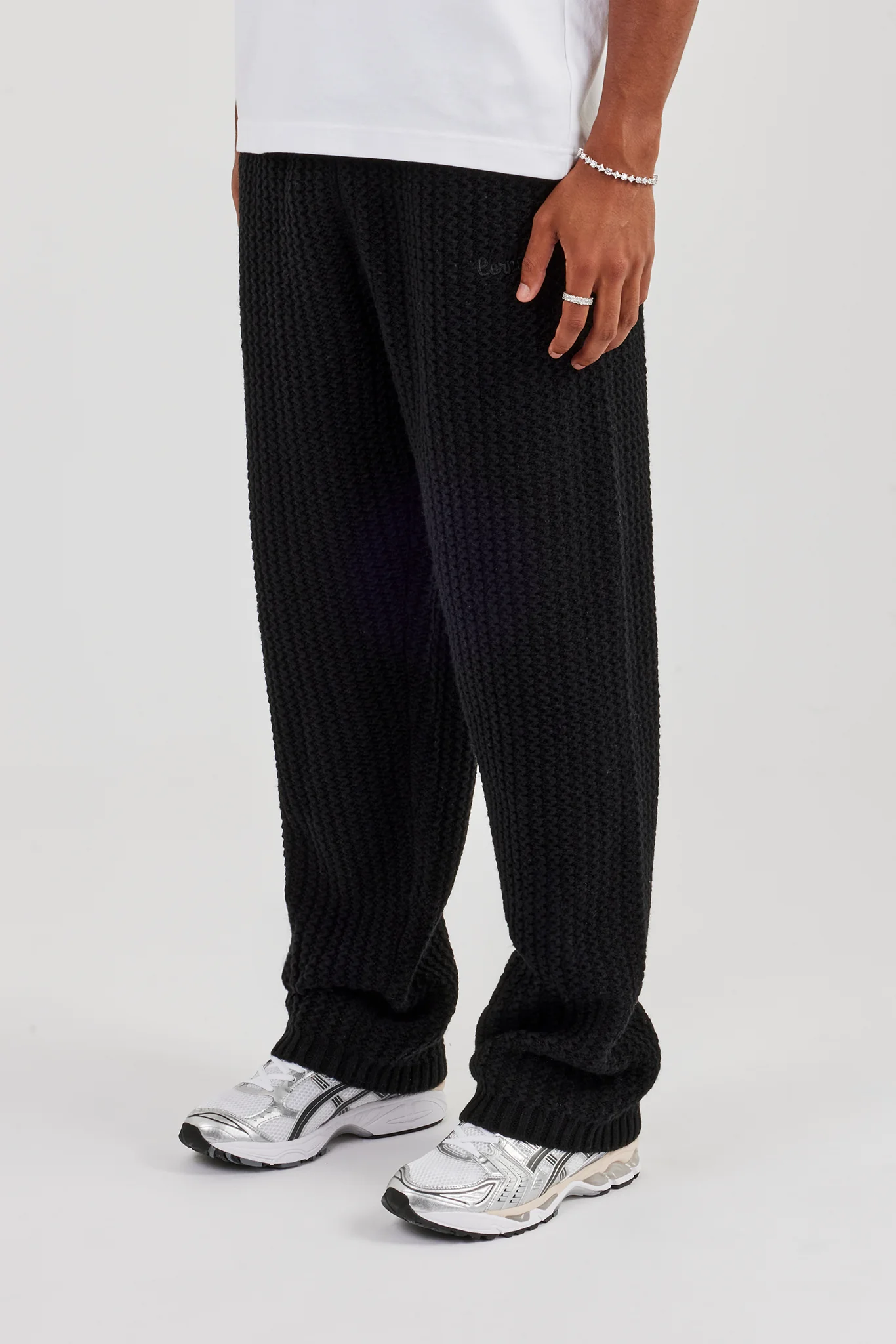 Knitted Relaxed Jogger - Black - Image 3