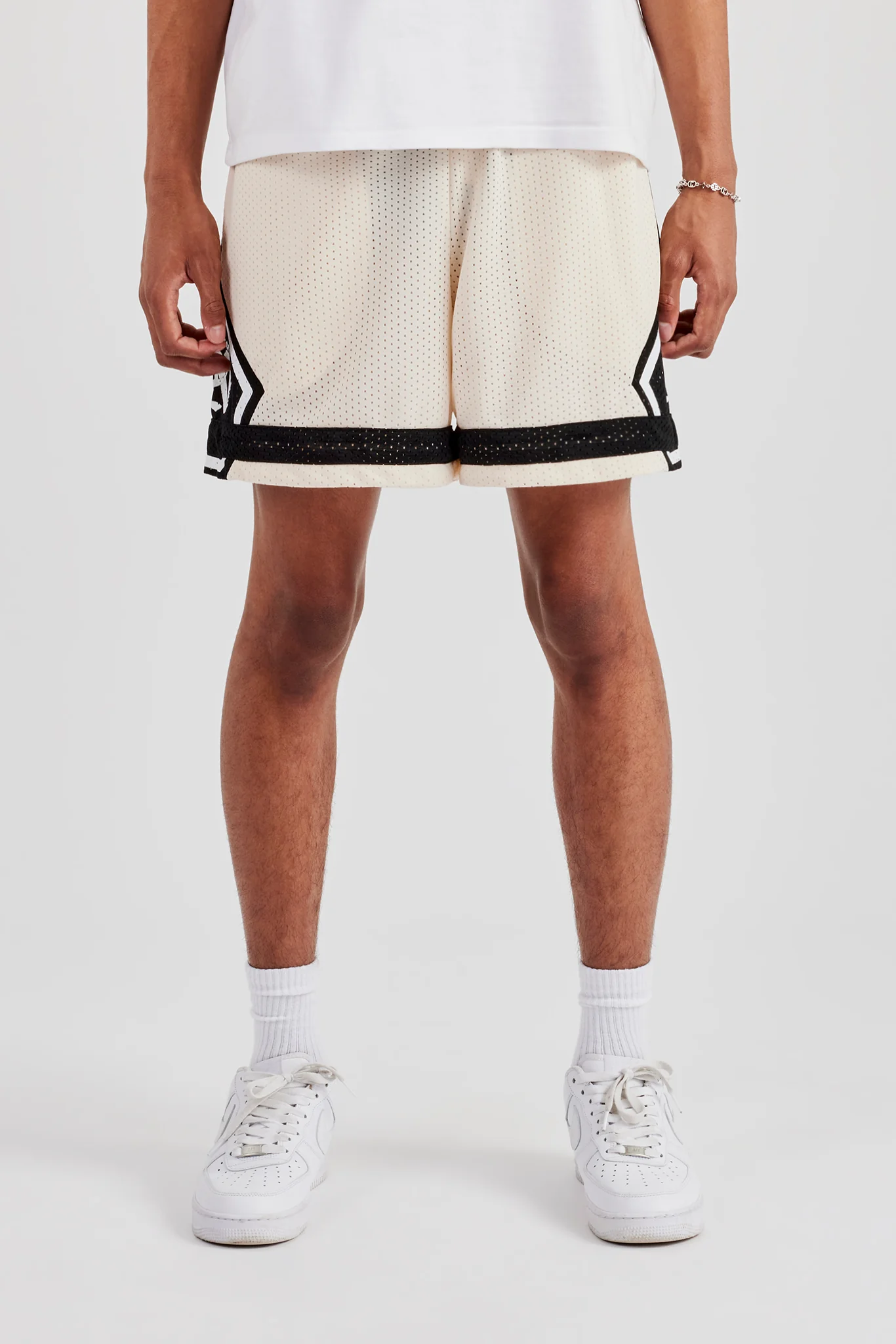 Logo Panelled Mesh Short - Off White - Image 2