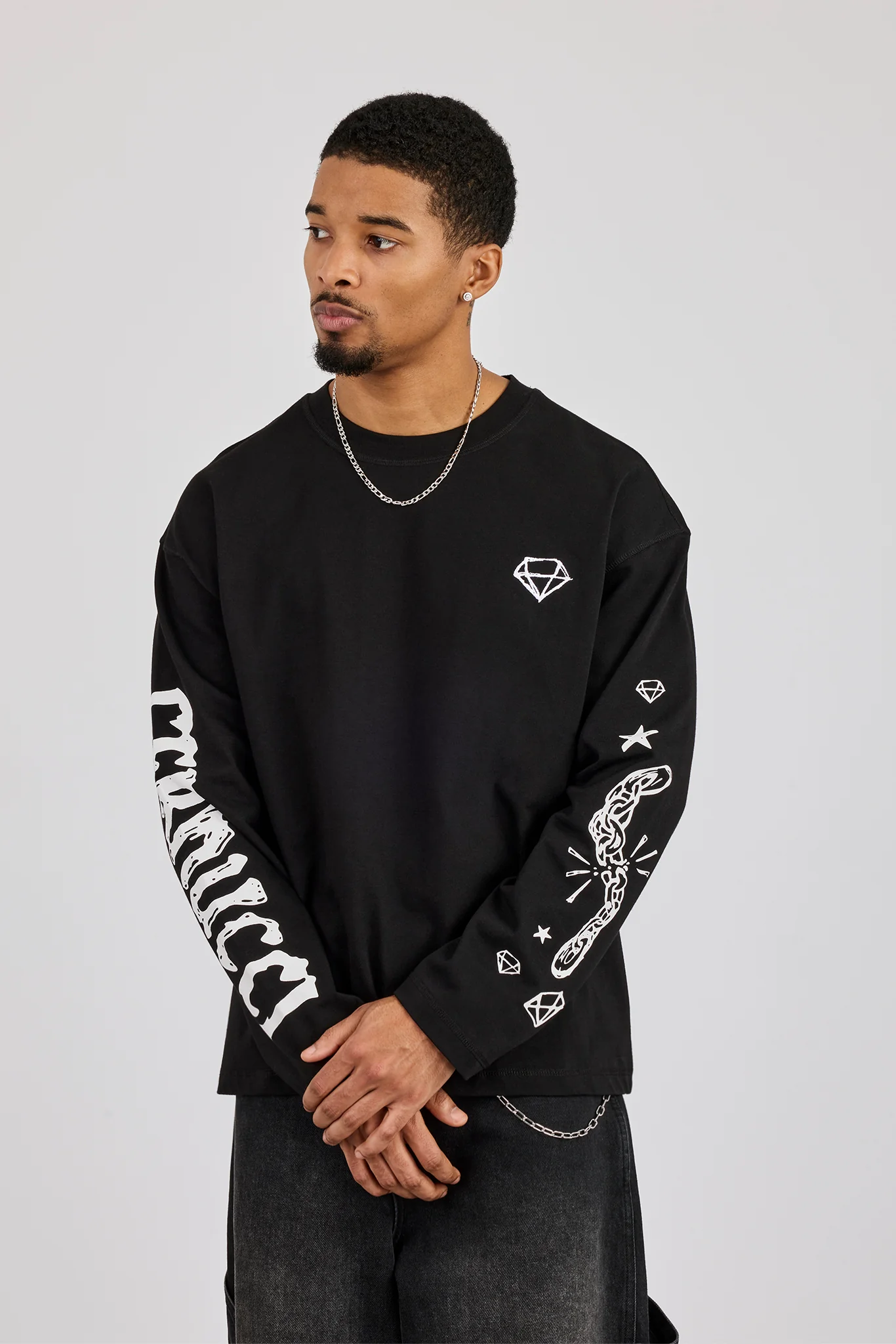 Long Sleeve CN Graphic T-Shirt - Black - Image 2