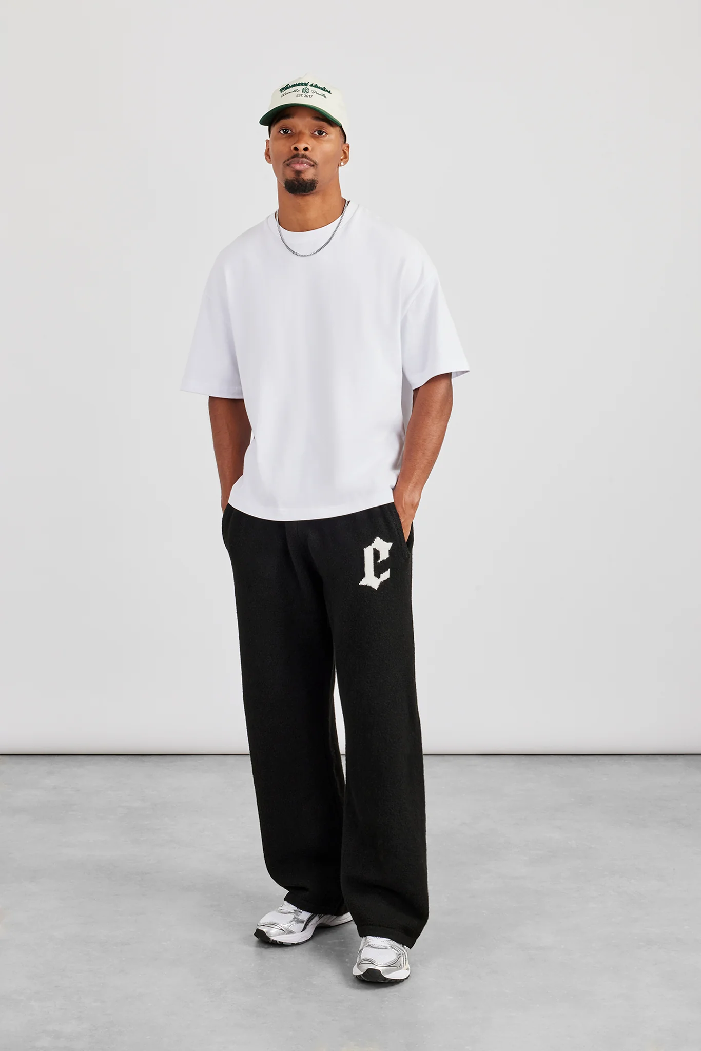 Mens C Knitted Jogger - Black - Image 4