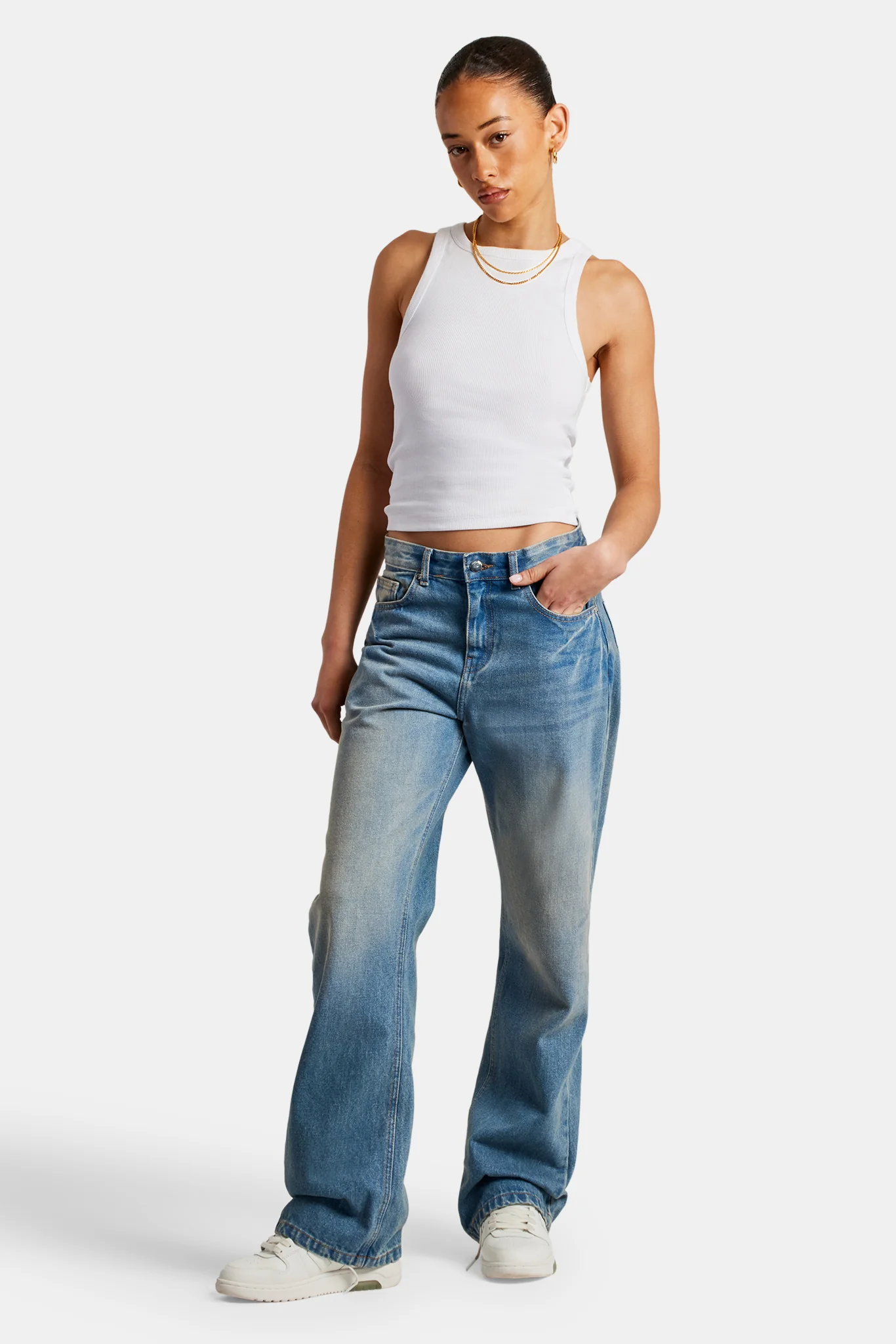 Mid Rise Relaxed Jeans - Antique Wash - Image 2