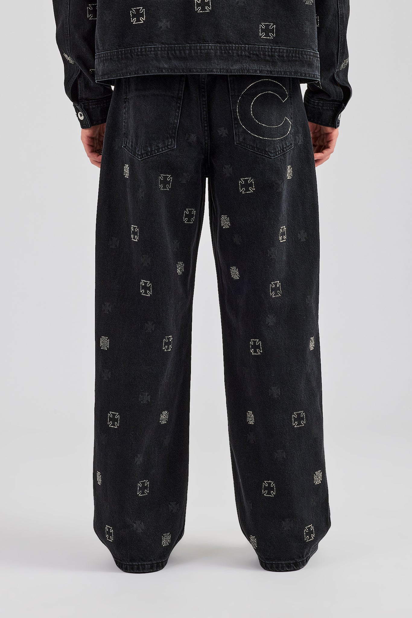 Motif Embellished Baggy Fit Jean - Washed Black - Image 4