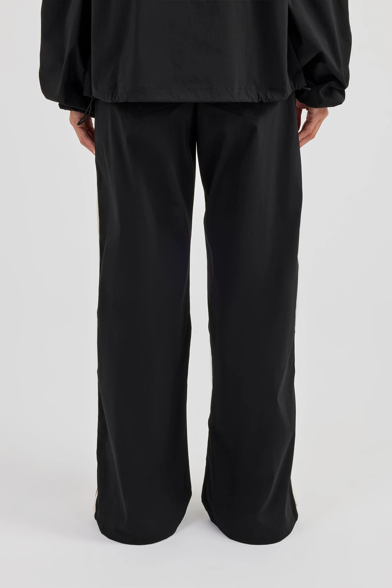 Nylon Taping Jogger - Black - Image 3