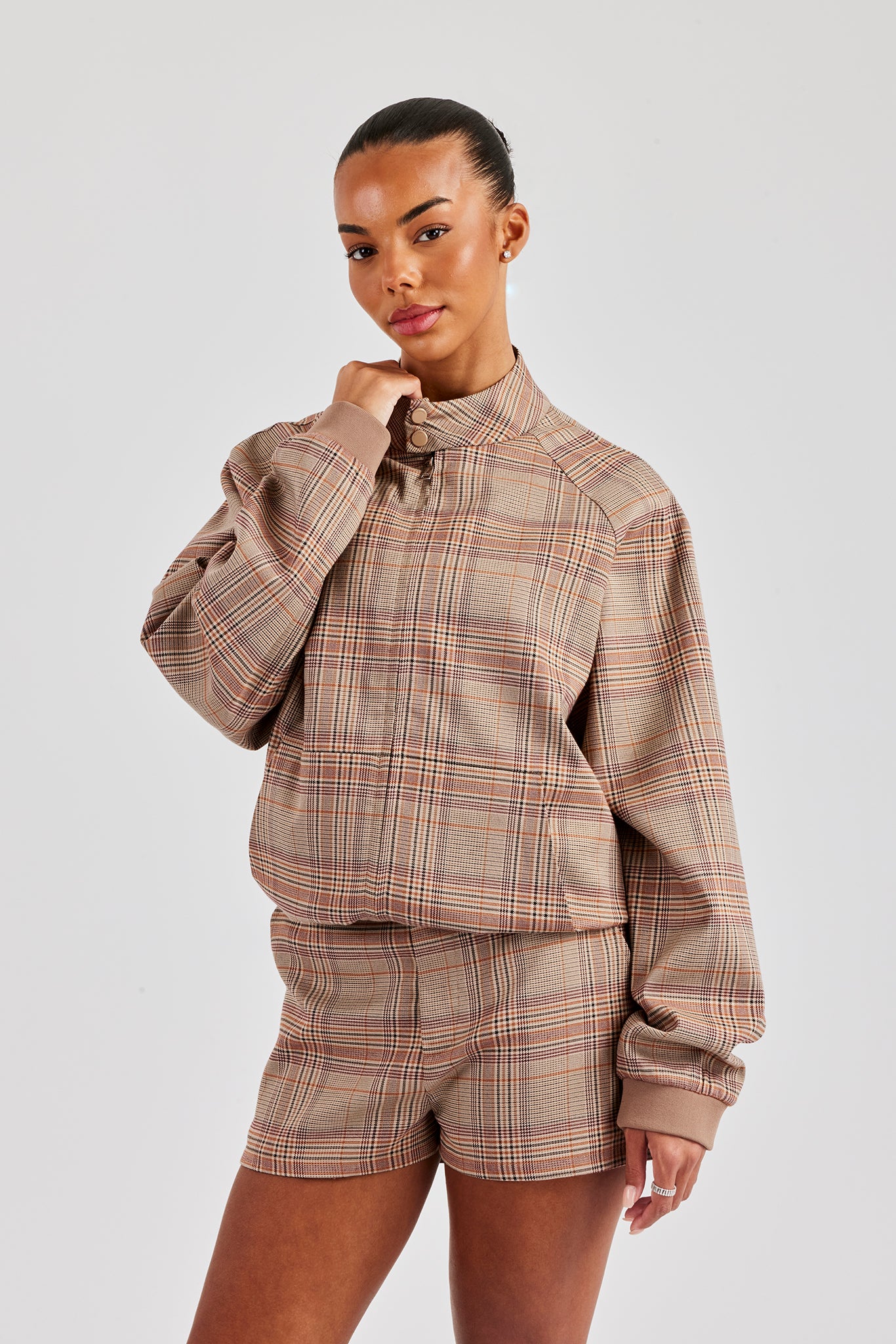 Oversized Check Collarless Jacket & Short - Brown - Image 4