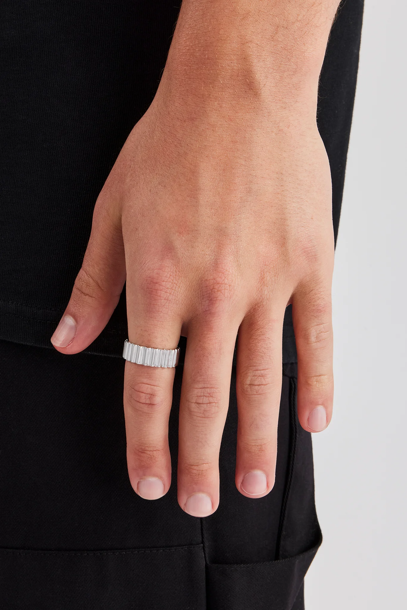 Polished Ridge Ring - 8mm - Image 2