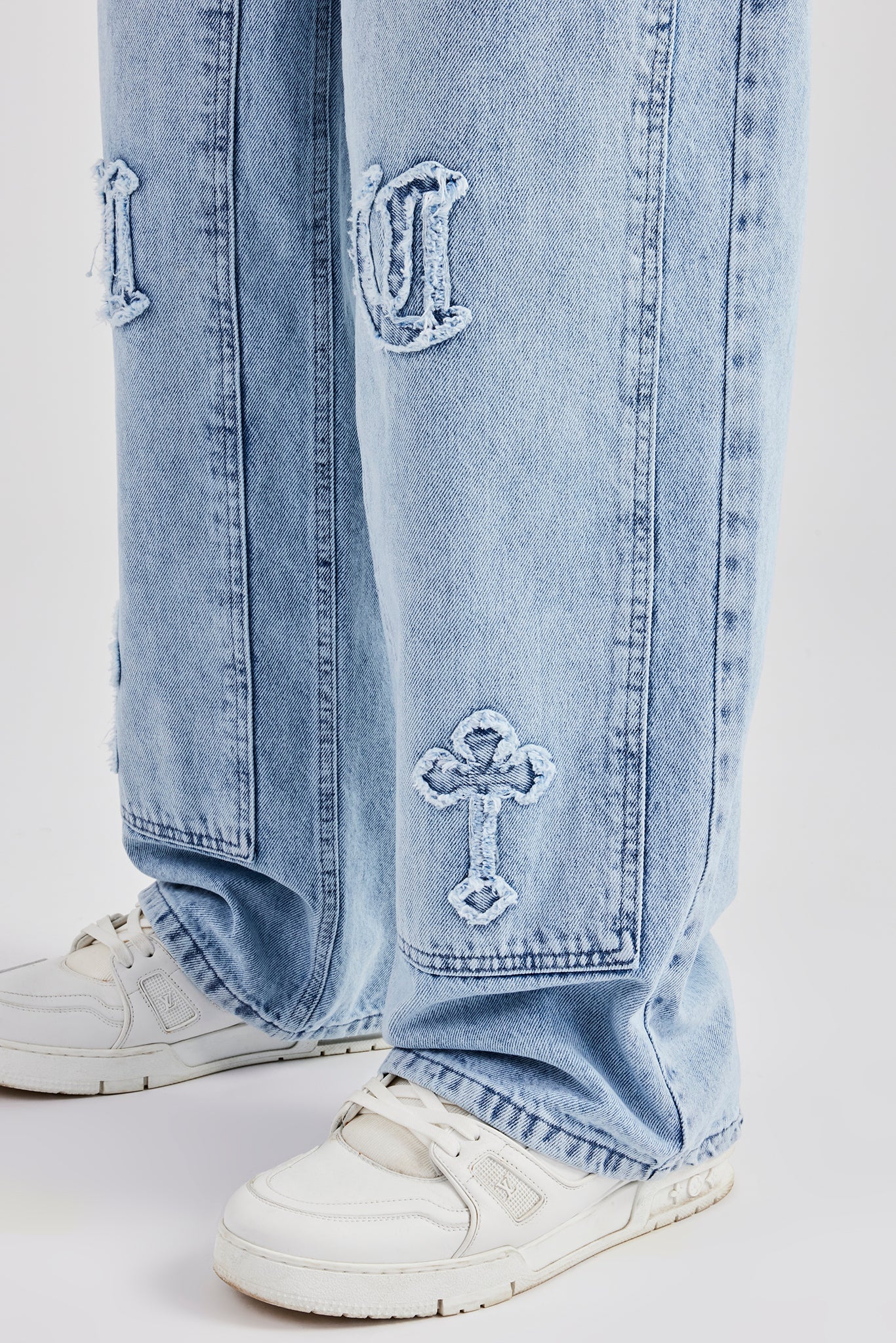 Raw Edge Applique Carpenter Denim Jeans - Light Blue - Image 3