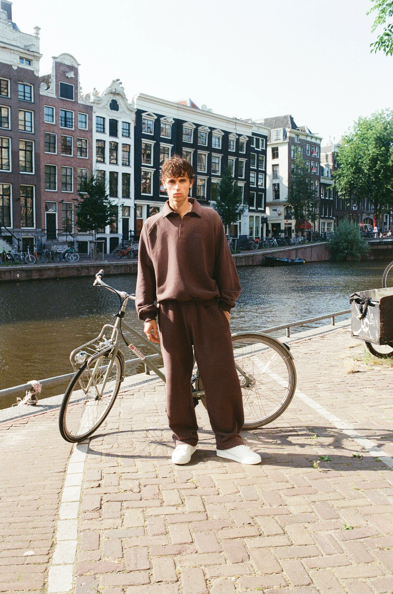 Relaxed Jogger - Coffee - Image 2