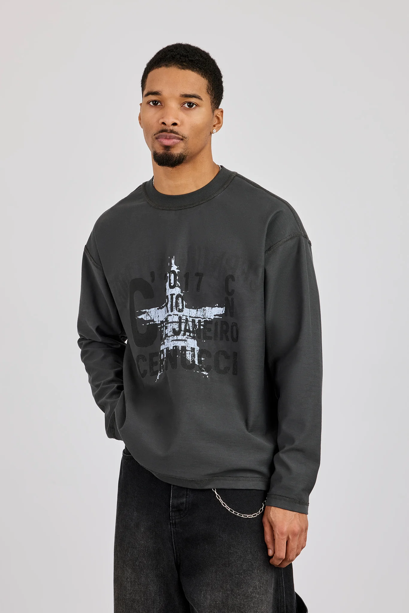 Reversible Long Sleeve Cernucci Studio T-Shirt - Dark Grey - Image 3