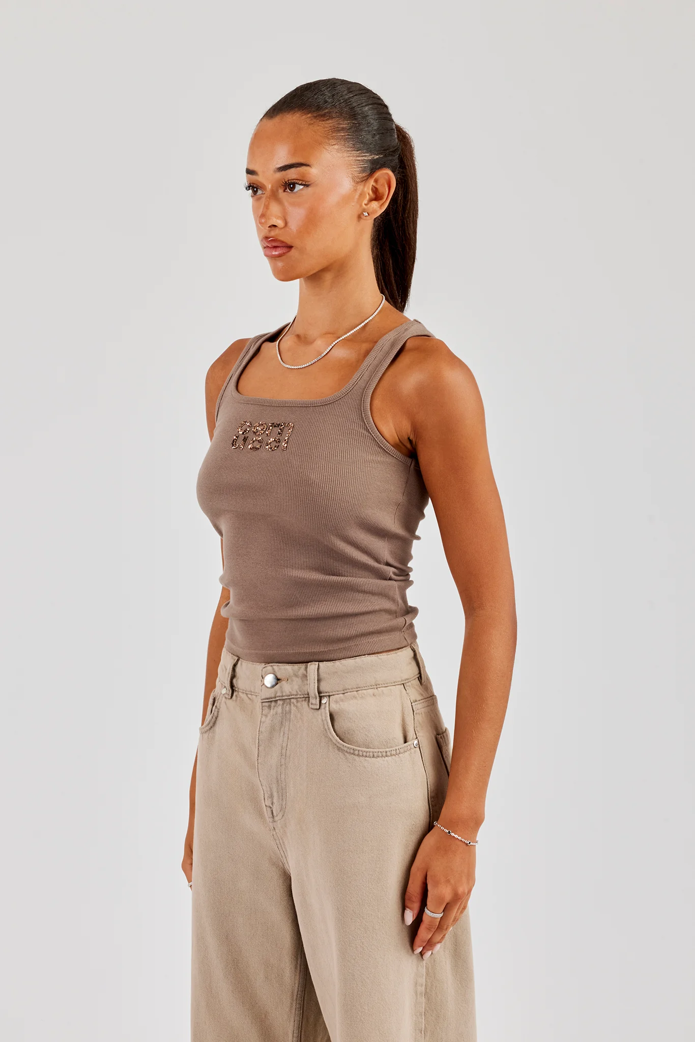 Rib Glitter Applique Vest - Taupe - Image 3