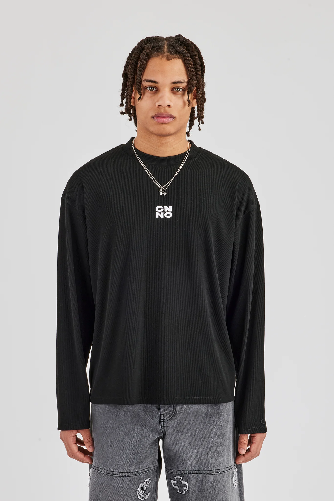 Ribbed Long Sleeve Embroidered T-Shirt - Black
