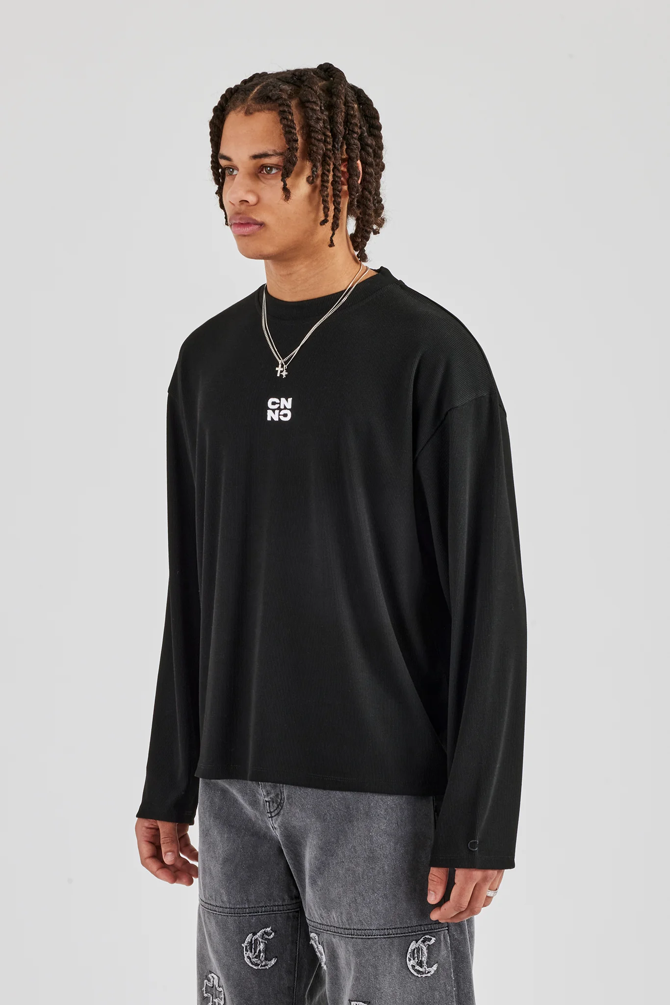 Ribbed Long Sleeve Embroidered T-Shirt - Black - Image 2